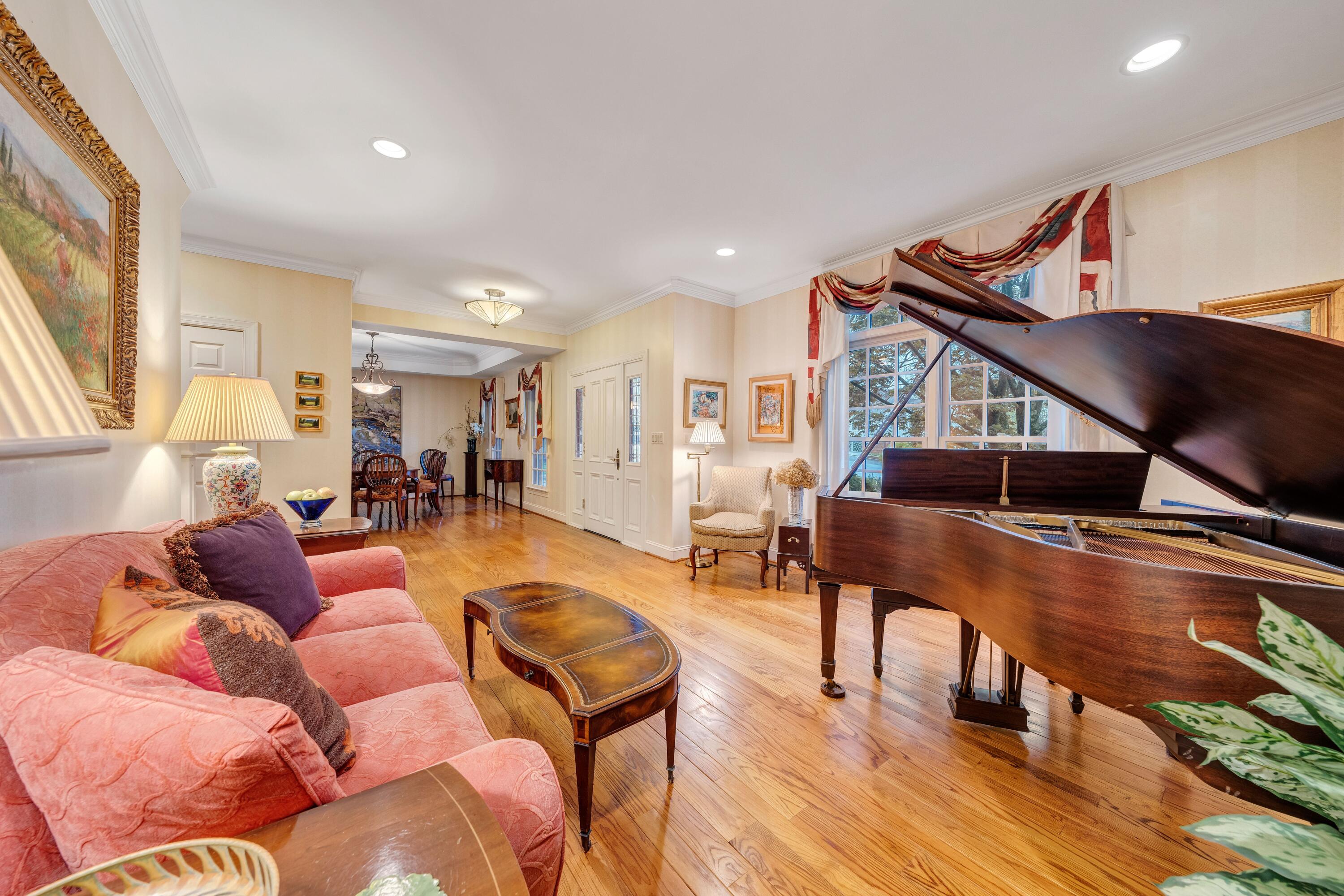 3649 Peakwood Dr, Roanoke, Virginia image 9