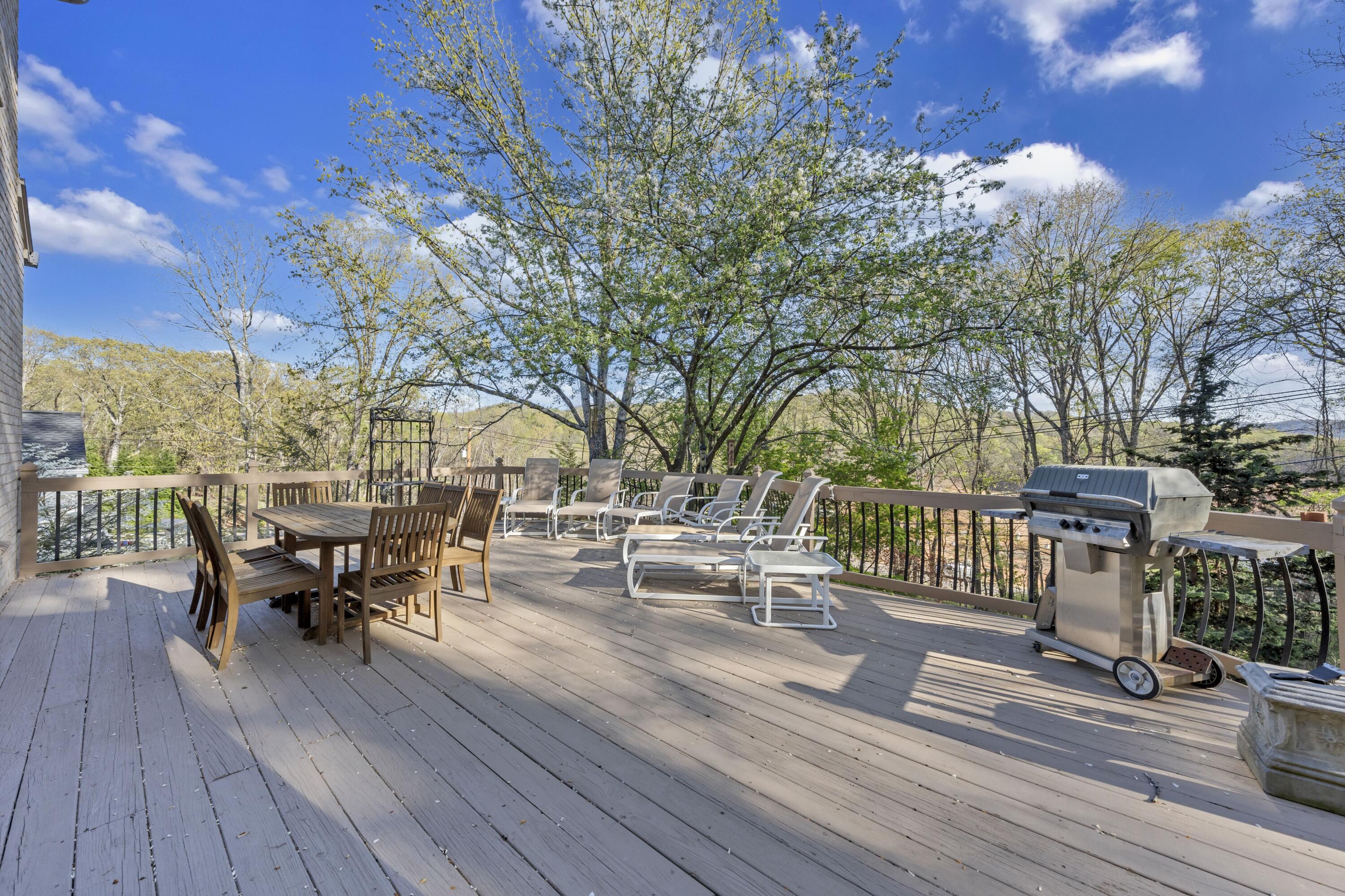 3649 Peakwood Dr, Roanoke, Virginia image 30