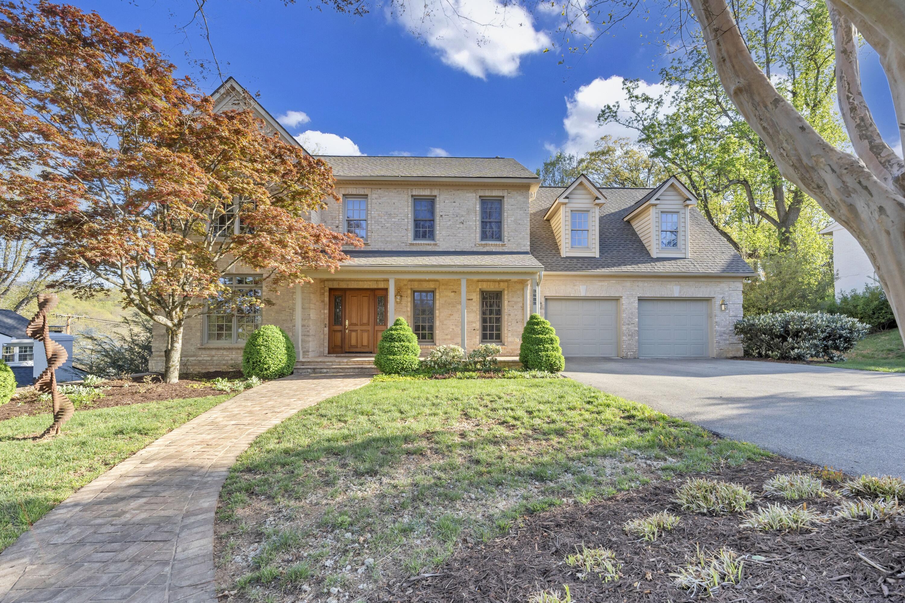 3649 Peakwood Dr, Roanoke, Virginia image 2