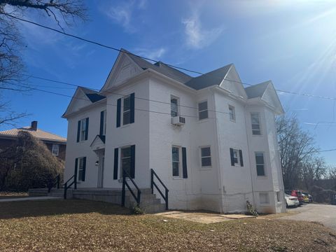Multifamily For Sale - 612 E Church St<br/> Martinsville City County, Martinsville, VA 24112
