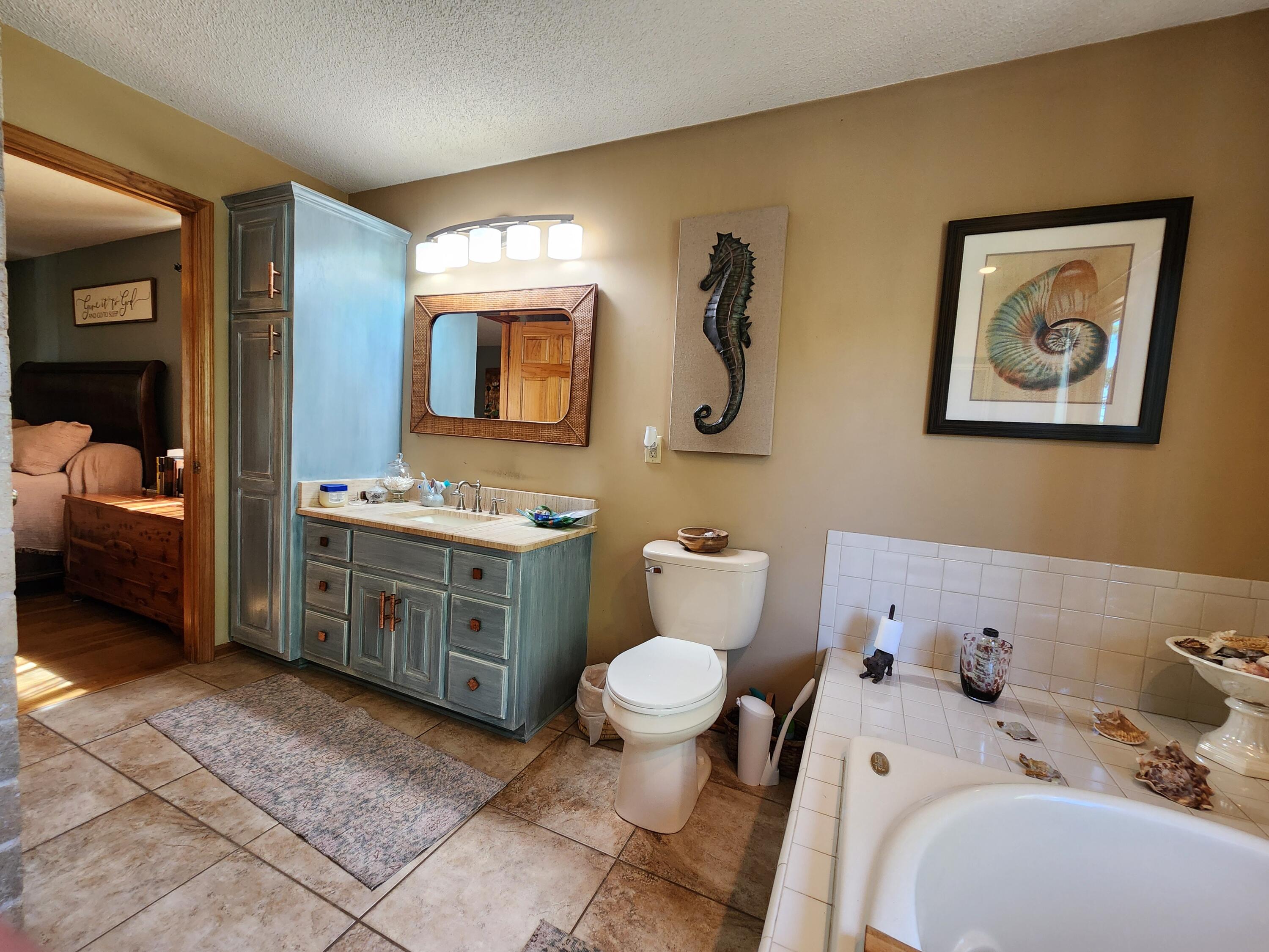 Rocky Mount, Virginia 24151, United States, 4 Bedrooms Bedrooms, ,4 BathroomsBathrooms,Residential,Active,202015