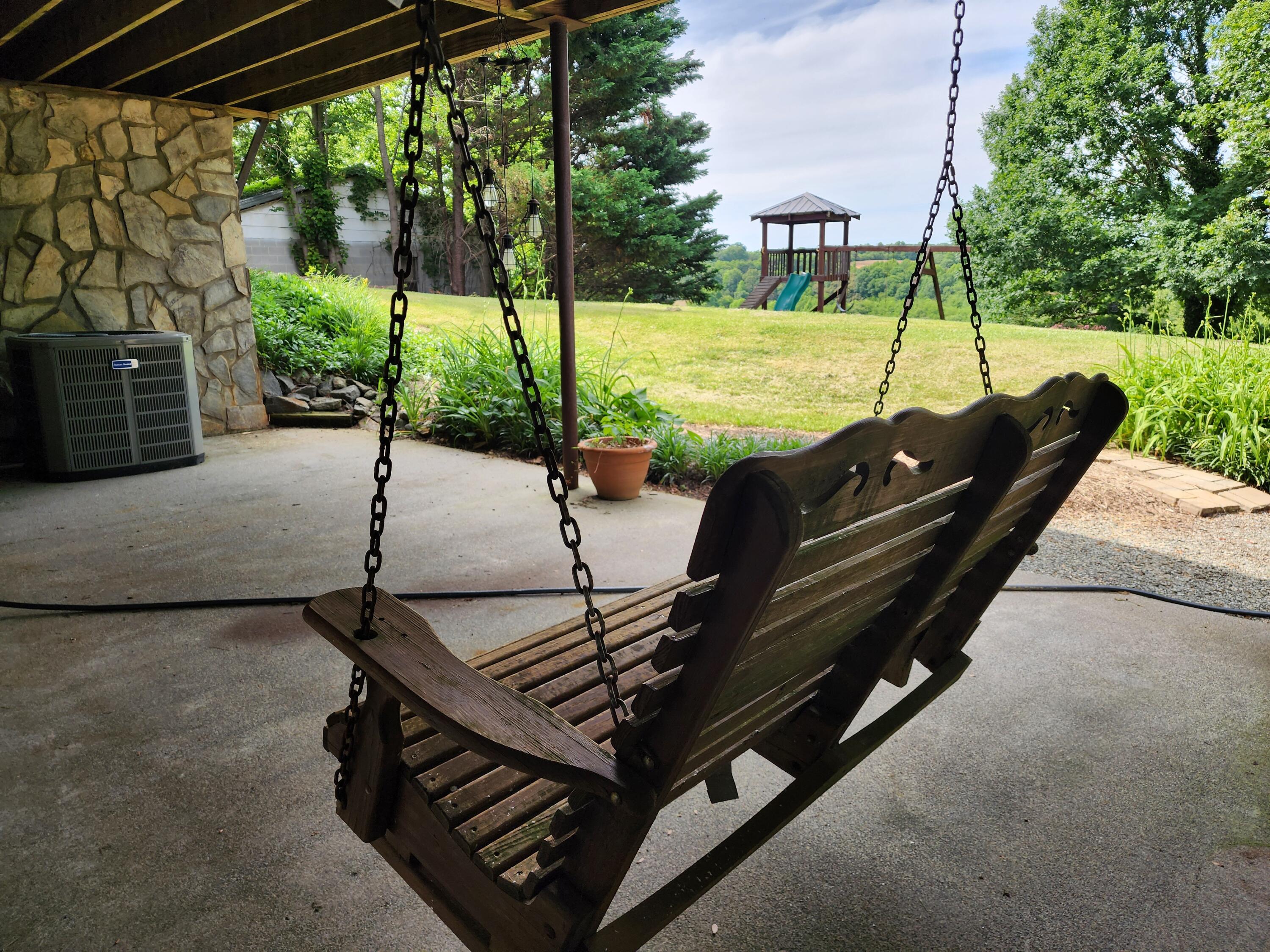 Rocky Mount, Virginia 24151, United States, 4 Bedrooms Bedrooms, ,4 BathroomsBathrooms,Residential,Active,202015