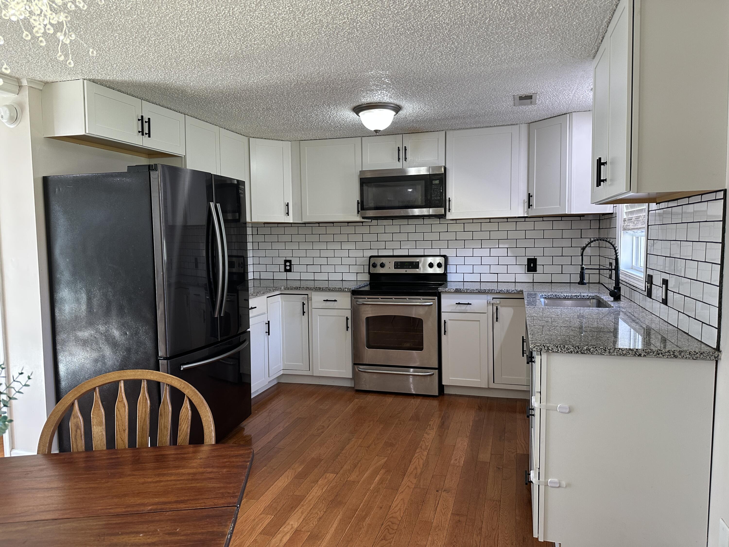 100 Beachview Ln, Troutville, Virginia image 13
