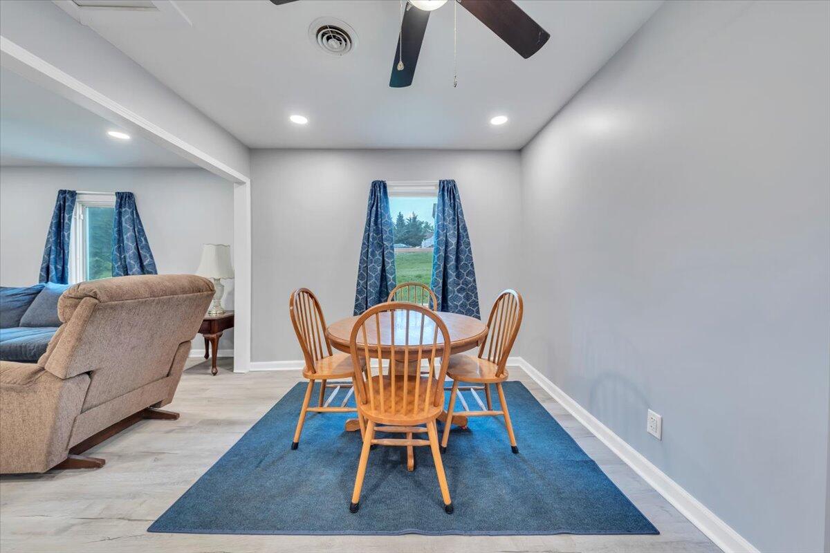 776 Camp North Rd, Salem, Virginia image 10