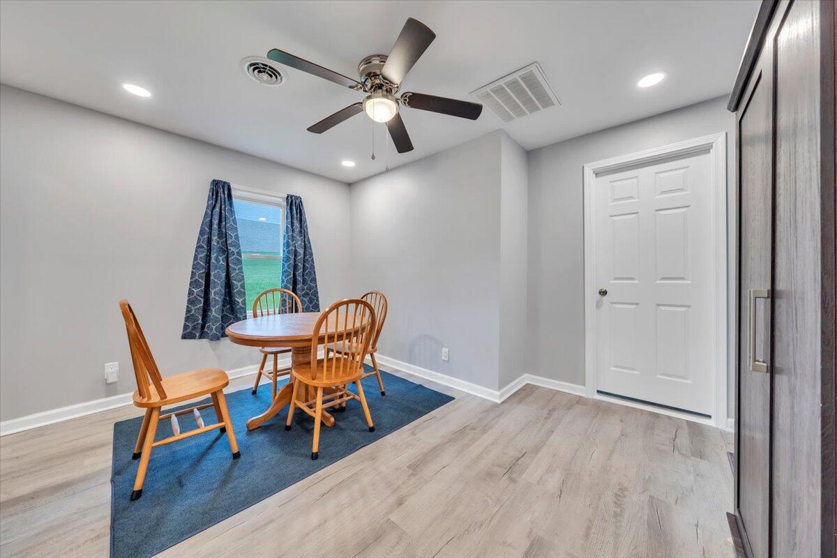776 Camp North Rd, Salem, Virginia image 9