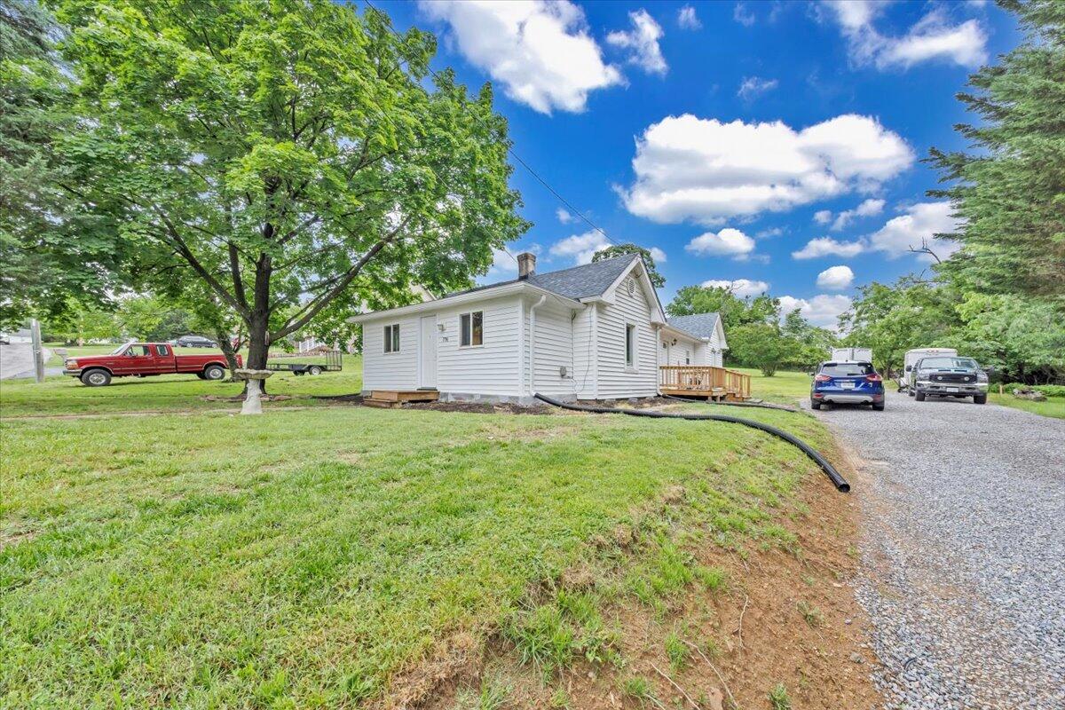 776 Camp North Rd, Salem, Virginia image 33
