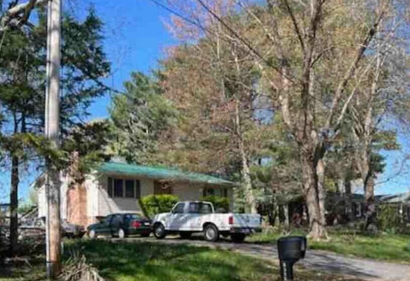 6001 Oakview Ave, Dublin, Virginia image 2