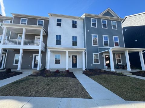 Townhouse For Sale - 183 Broad St<br/> Daleville, VA 24083