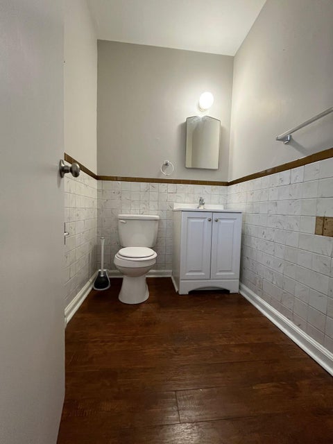 Apartment For Rent - 704 Blue Ridge Ave #1<br/> Bedford, VA 24523