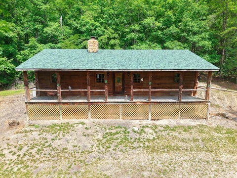 Homes For Sale - 8380 Berrybrook Dr<br/> Salem, VA 24153