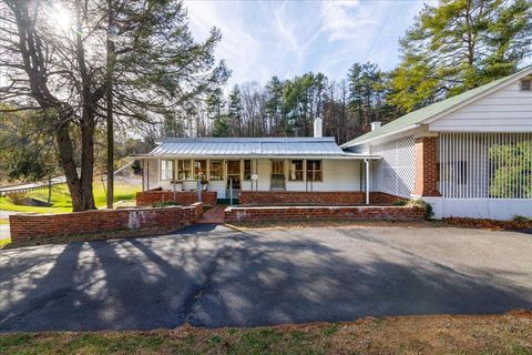 Homes For Sale - 4668 Webbs Mill Rd<br/> Riner, VA 24149