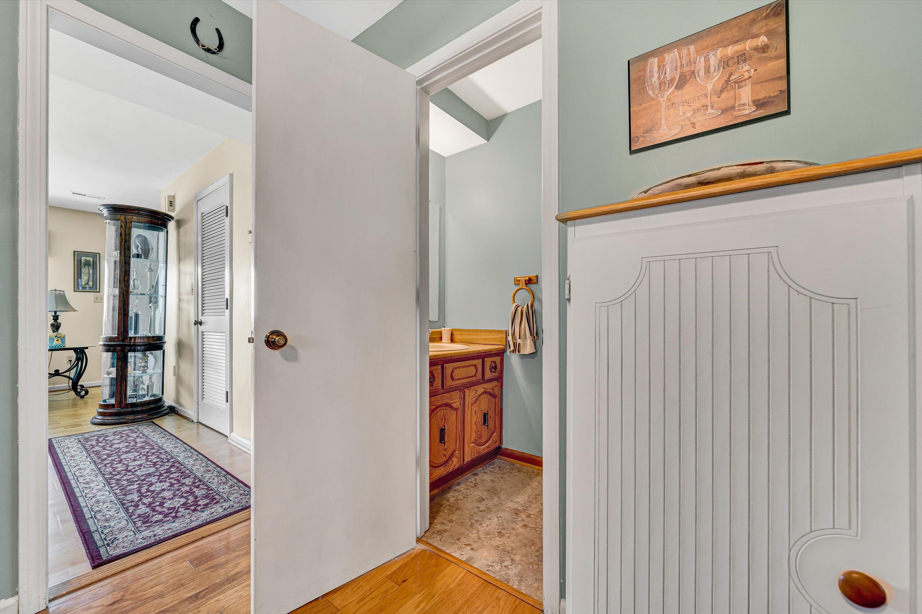 1308 Parkdale Manor Dr, Salem, Virginia image 14