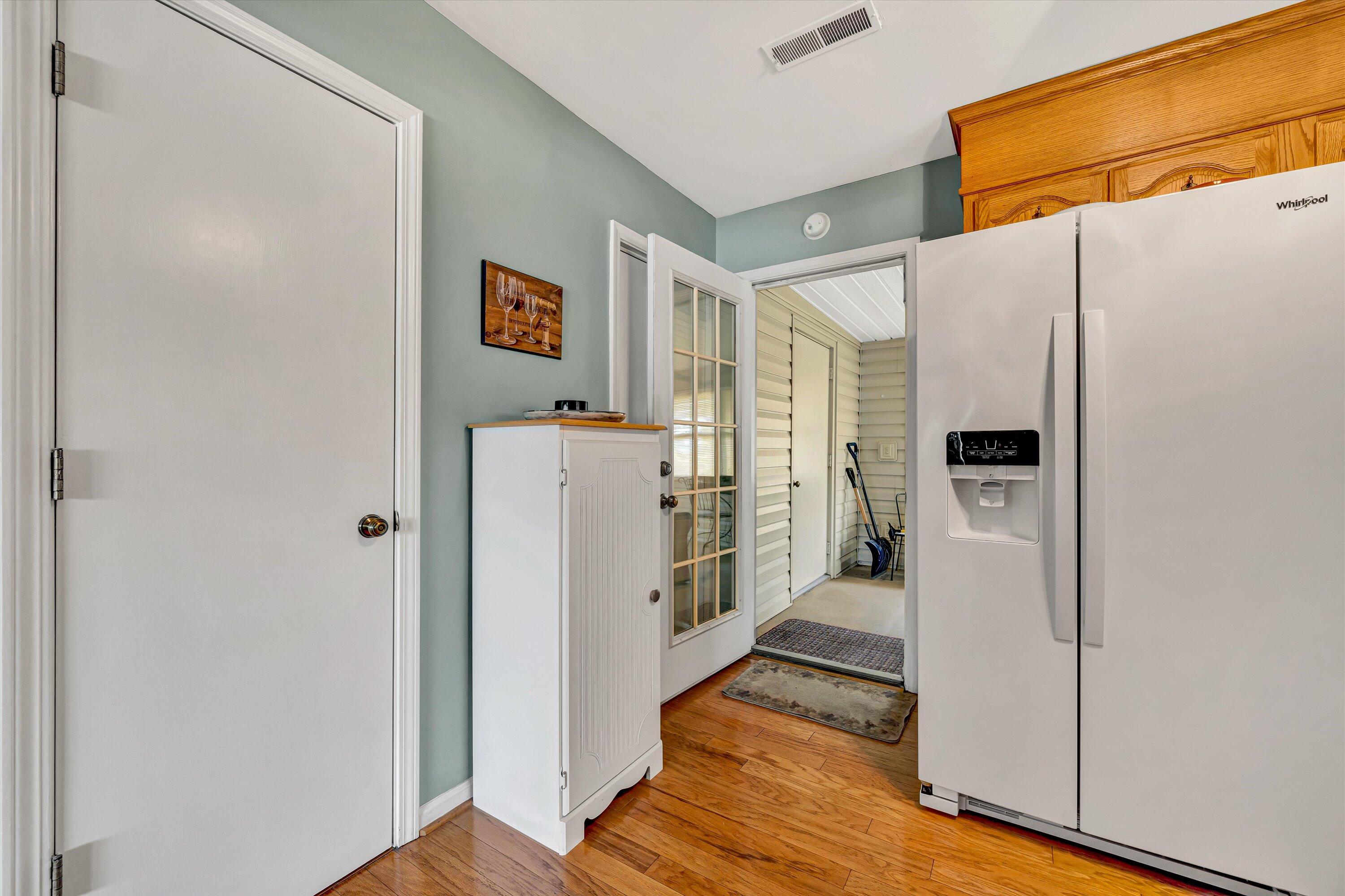 1308 Parkdale Manor Dr, Salem, Virginia image 9