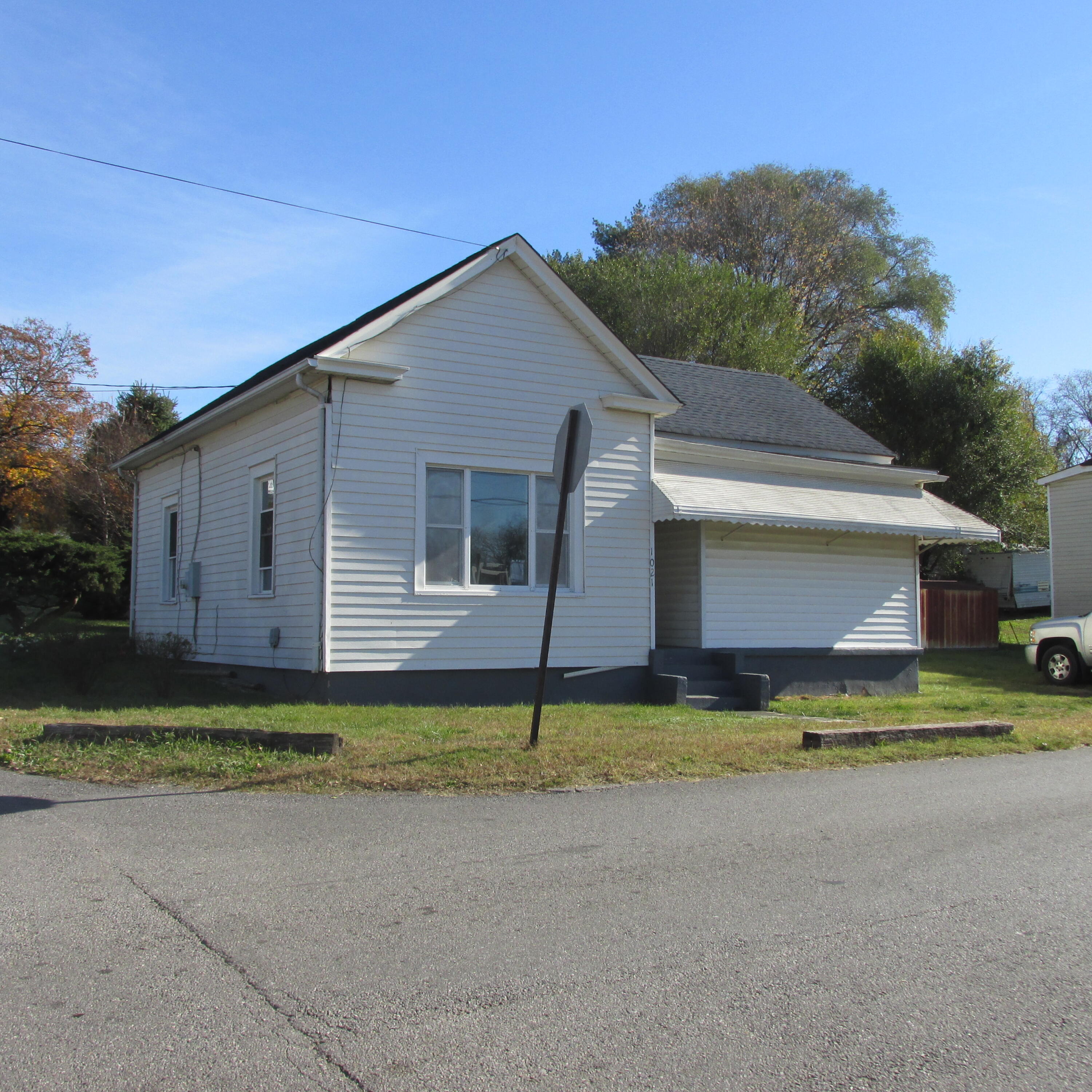 1021 11th St, Roanoke, Virginia image 1