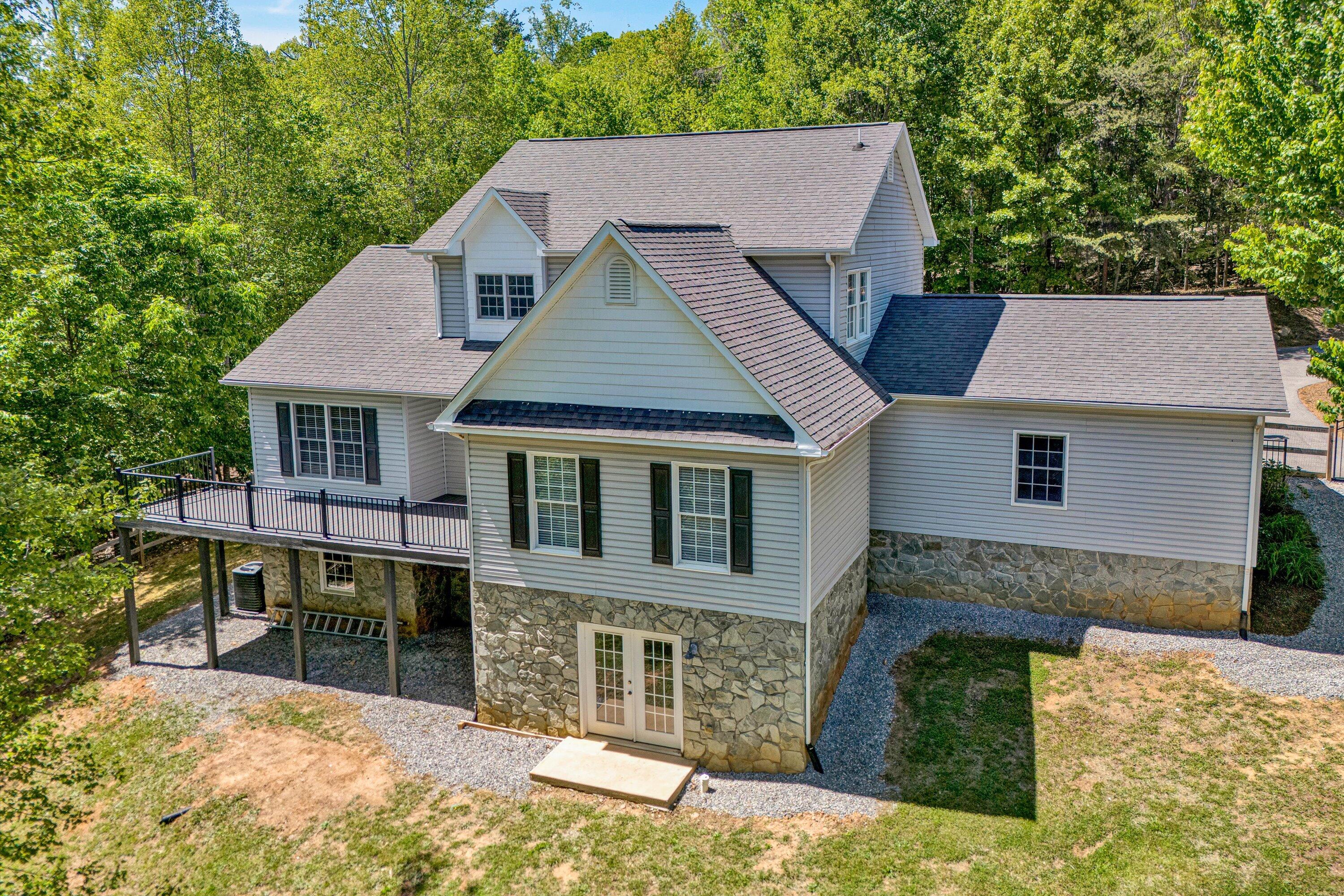 61 Cove Side Ln, Moneta, Virginia image 4