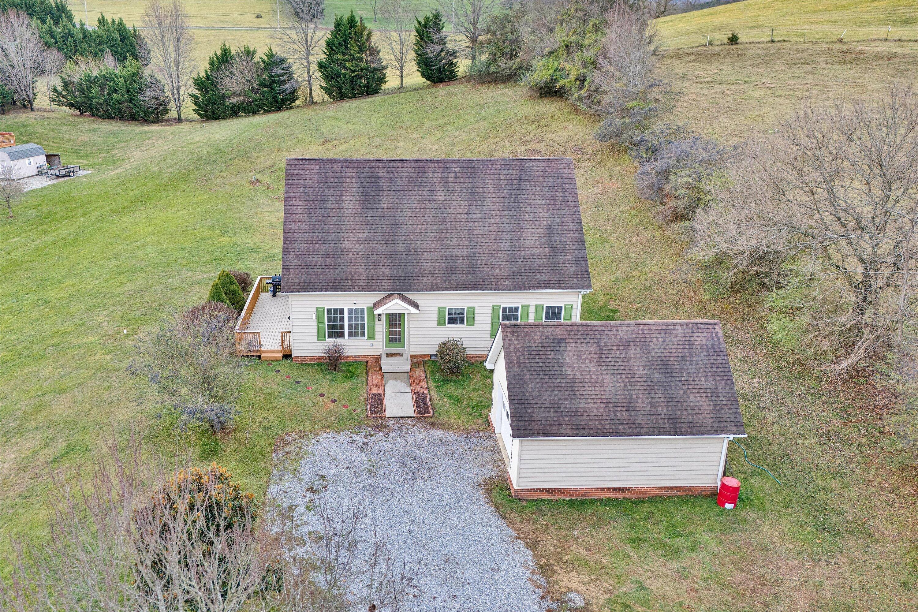 145 Magnolia Springs Rd, Troutville, Virginia image 4