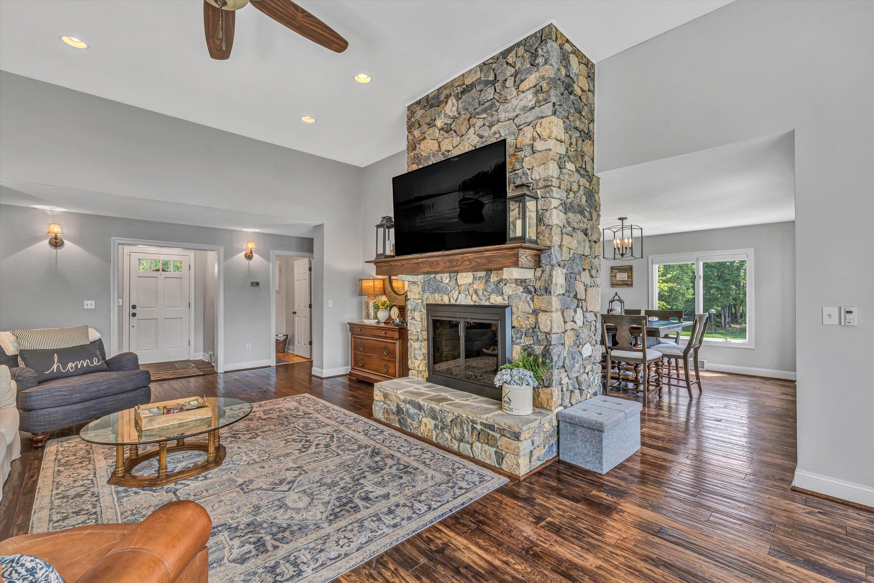60 Sandpiper Cir, Penhook, Virginia image 18
