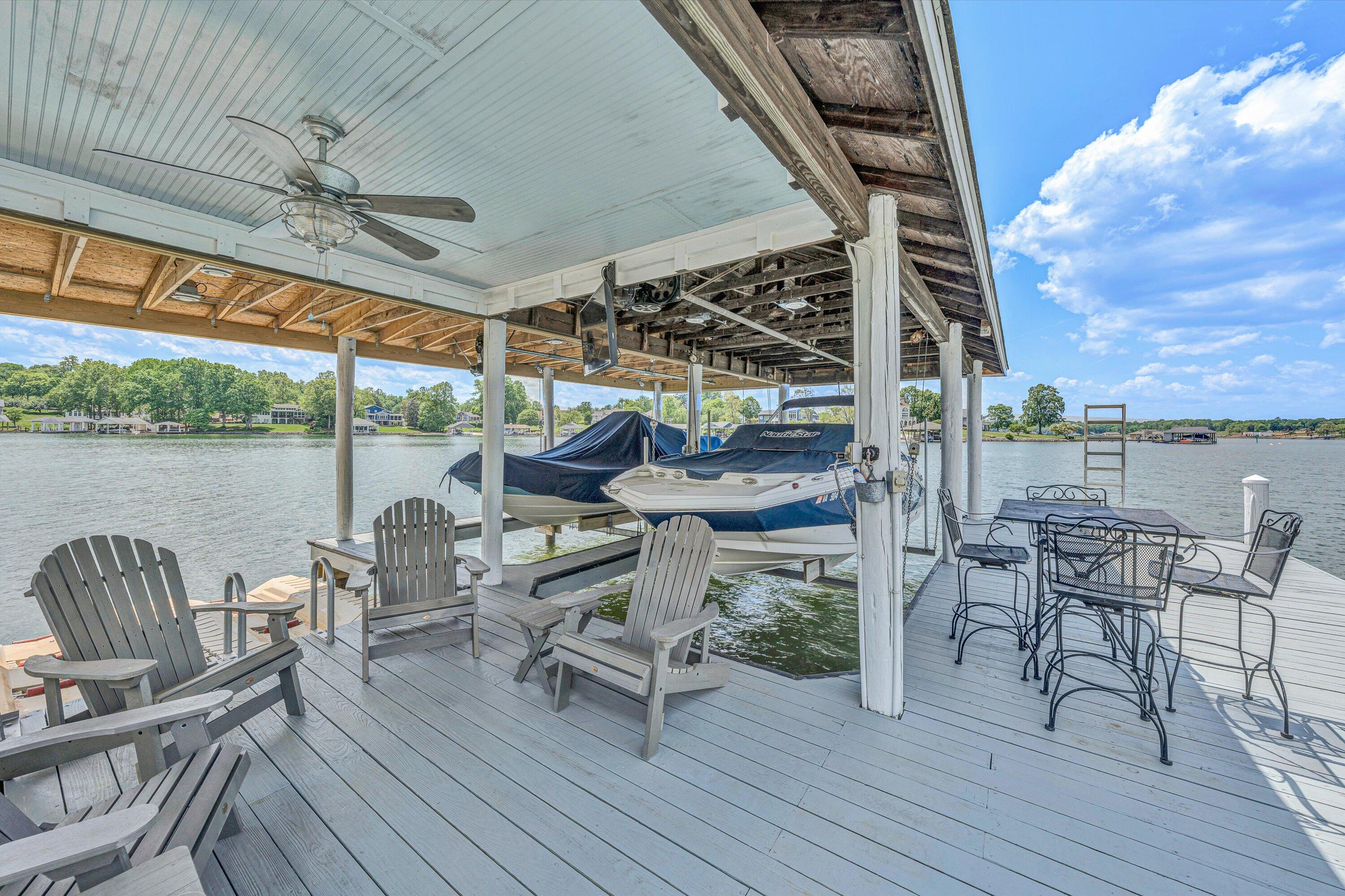 Penhook, Virginia 24137, United States, 3 Bedrooms Bedrooms, ,4 BathroomsBathrooms,Residential,Pending,118949