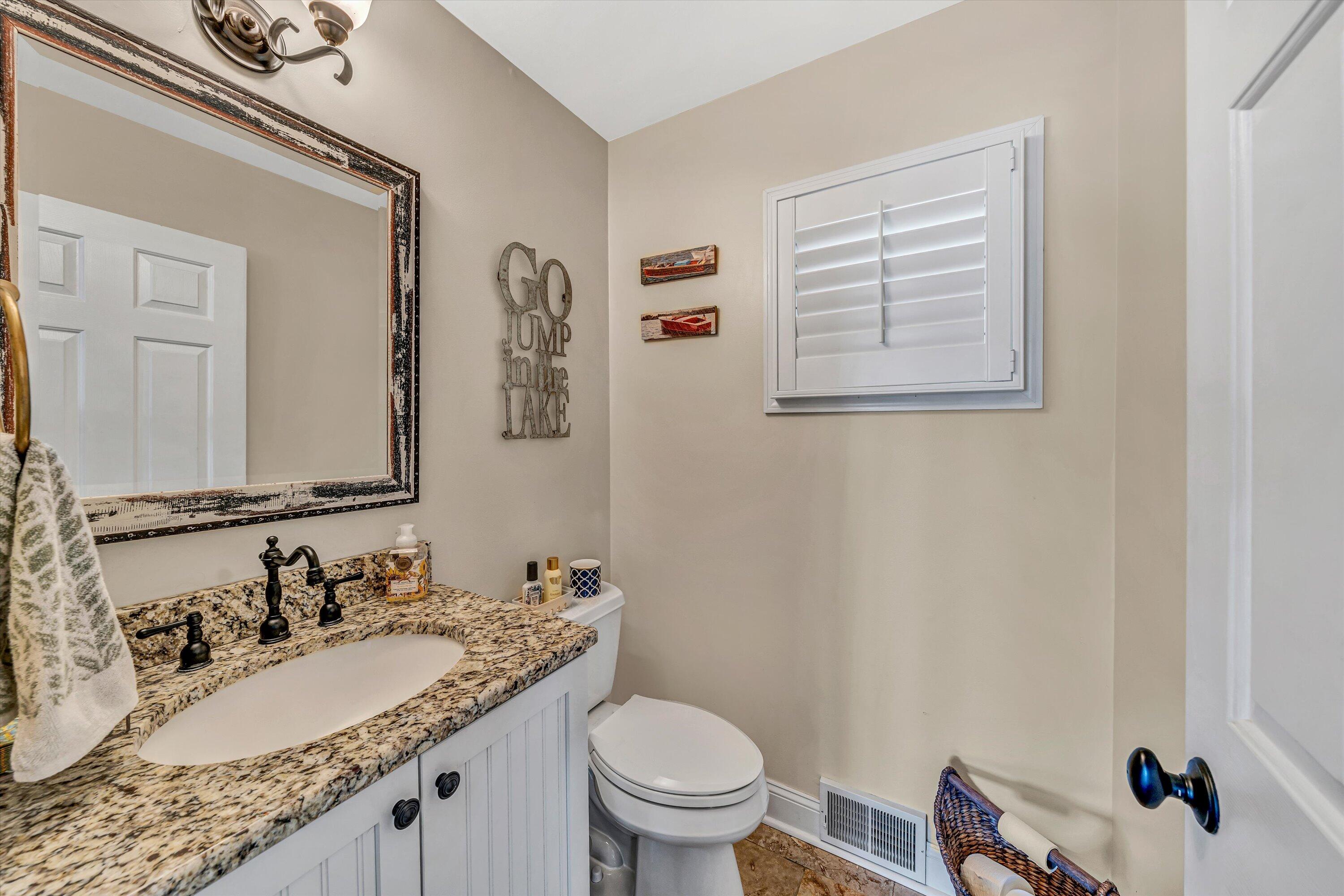 60 Sandpiper Cir, Penhook, Virginia image 19