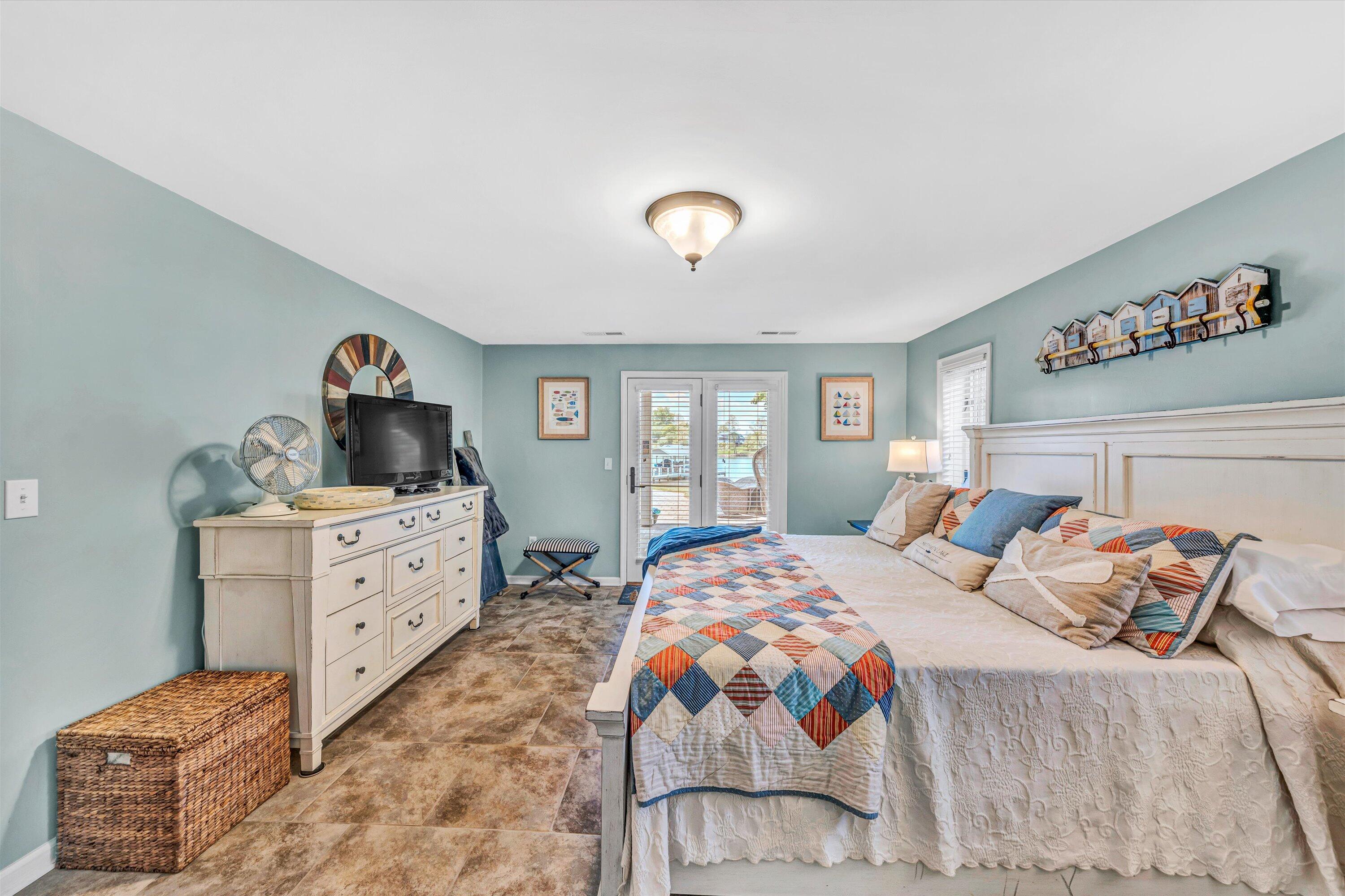 60 Sandpiper Cir, Penhook, Virginia image 32