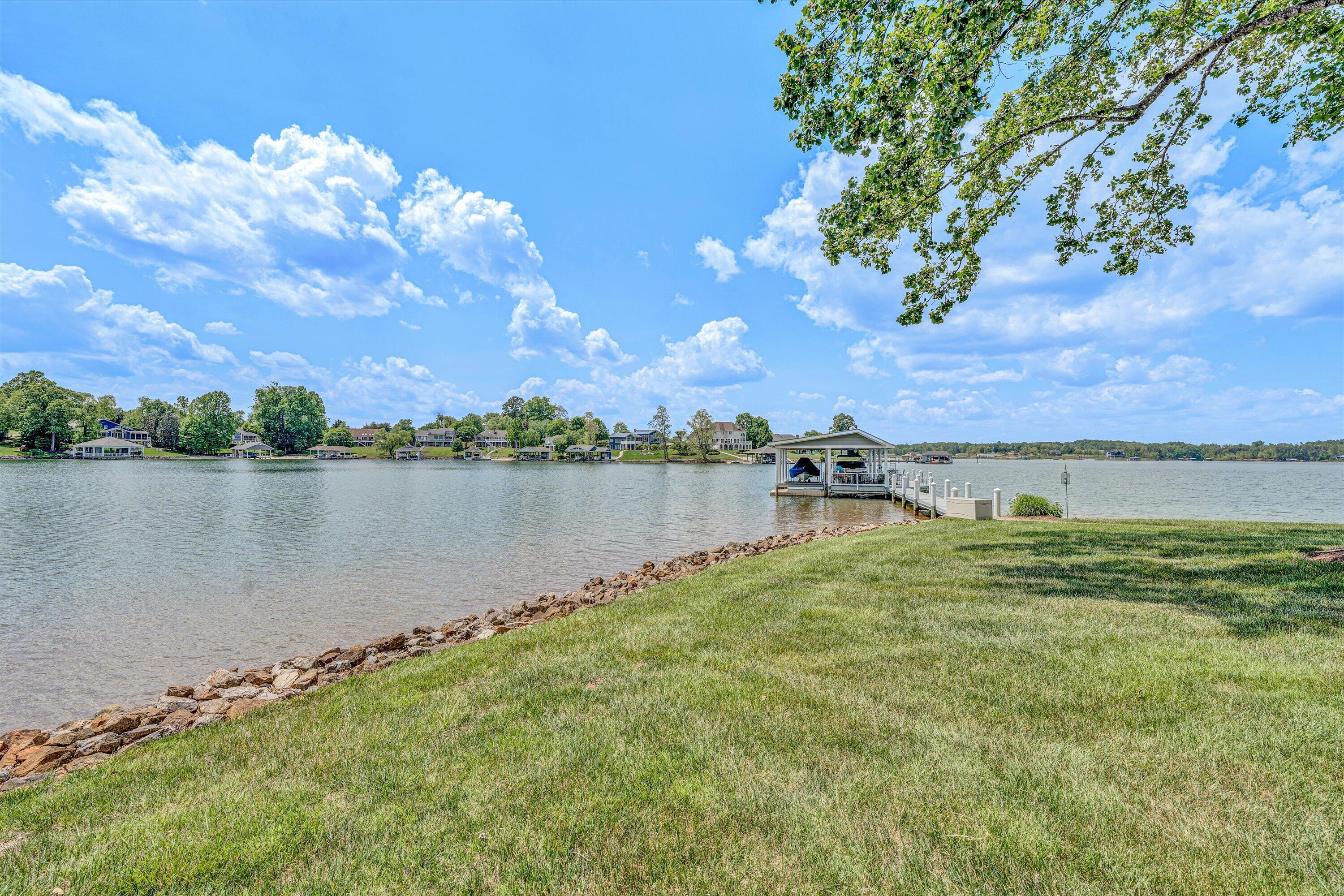 Penhook, Virginia 24137, United States, 3 Bedrooms Bedrooms, ,4 BathroomsBathrooms,Residential,Pending,118949