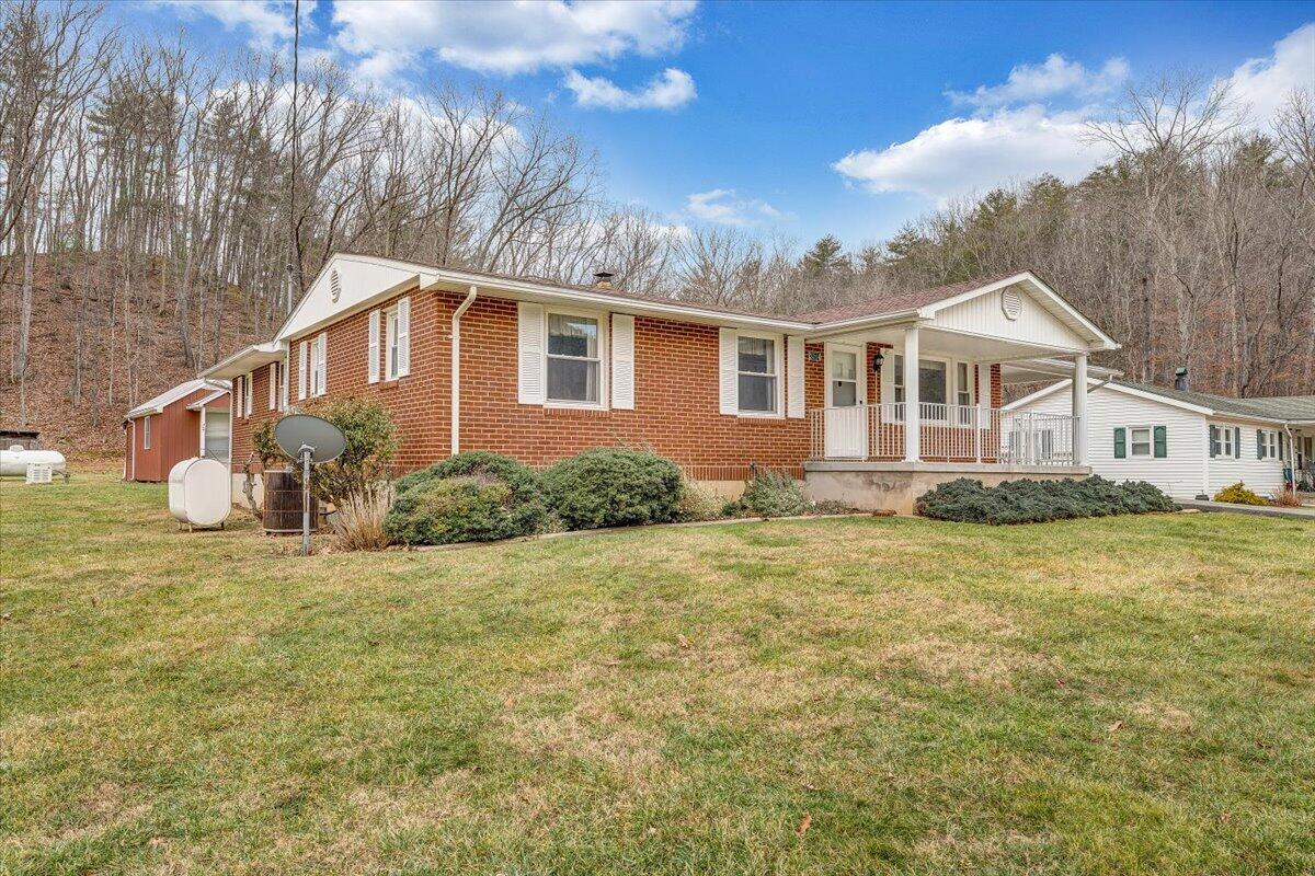 3314 Kanawha Trl, Covington, Virginia image 36