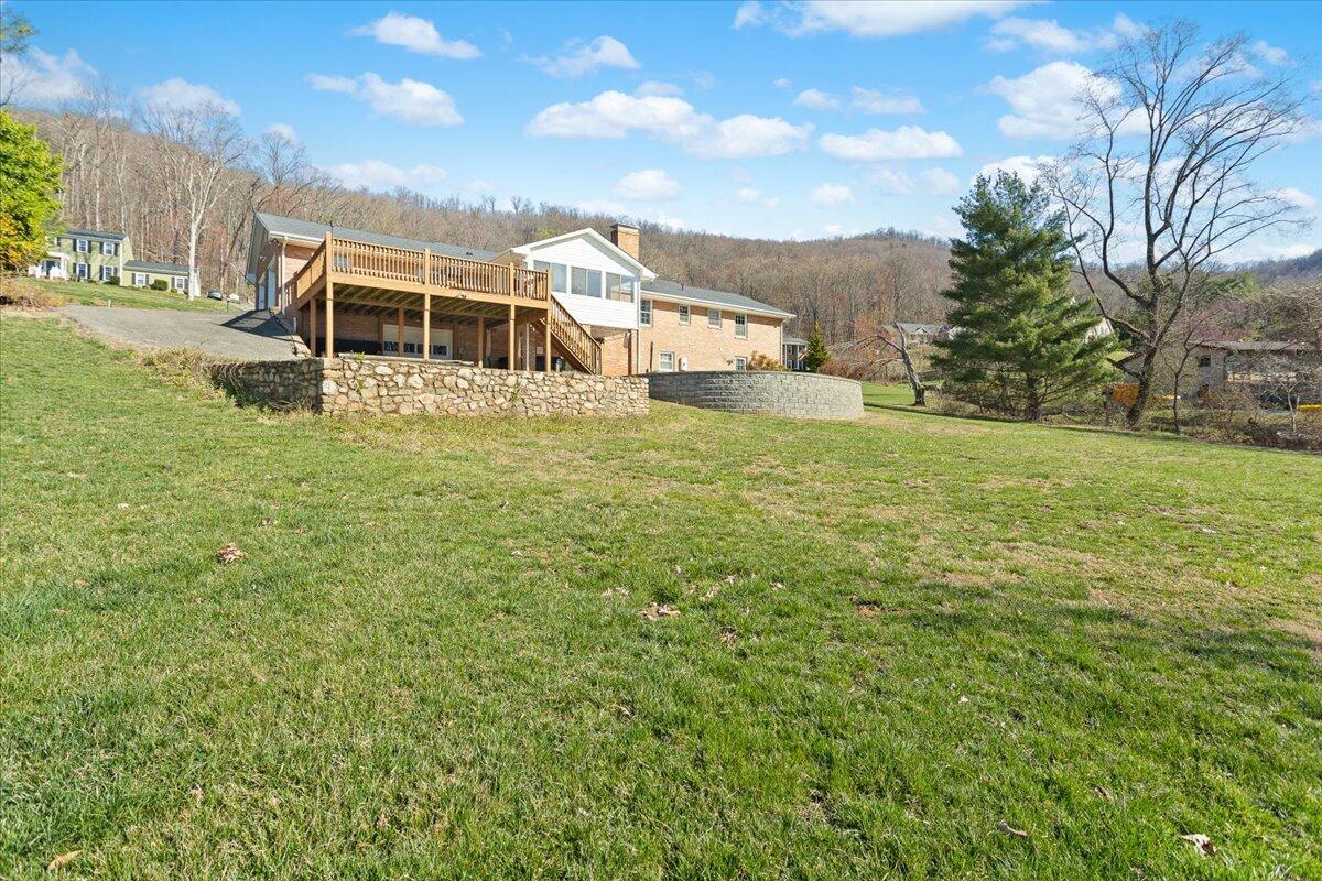 4339 Denbeigh Cir, Vinton, Virginia image 49