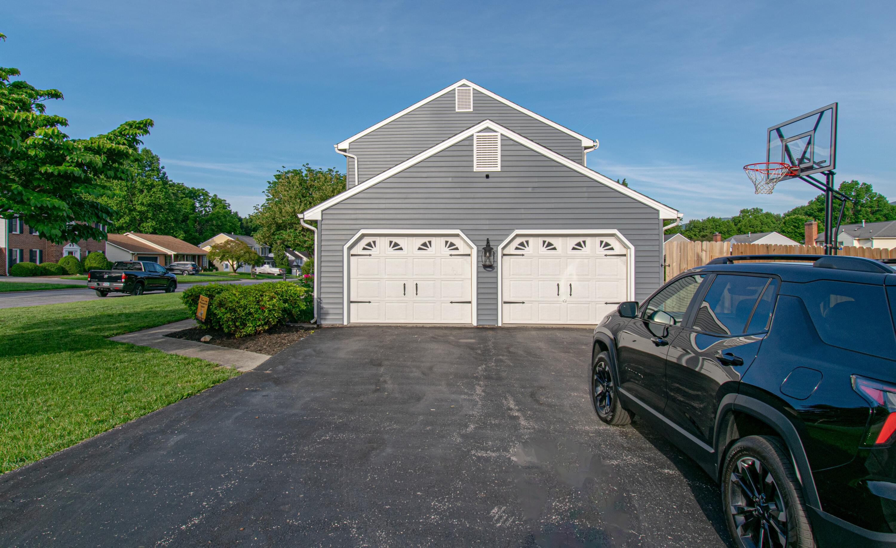 1701 Kingsmill Dr, Salem, Virginia image 4
