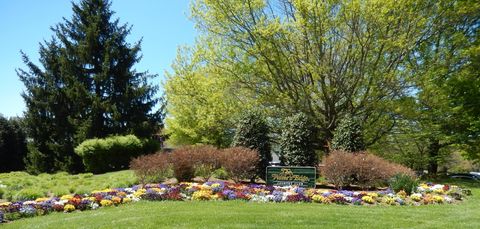 Vacant Land For Sale - LOT 383 Mountain Shore Dr<br/> Montgomery County, Penhook, VA 24137