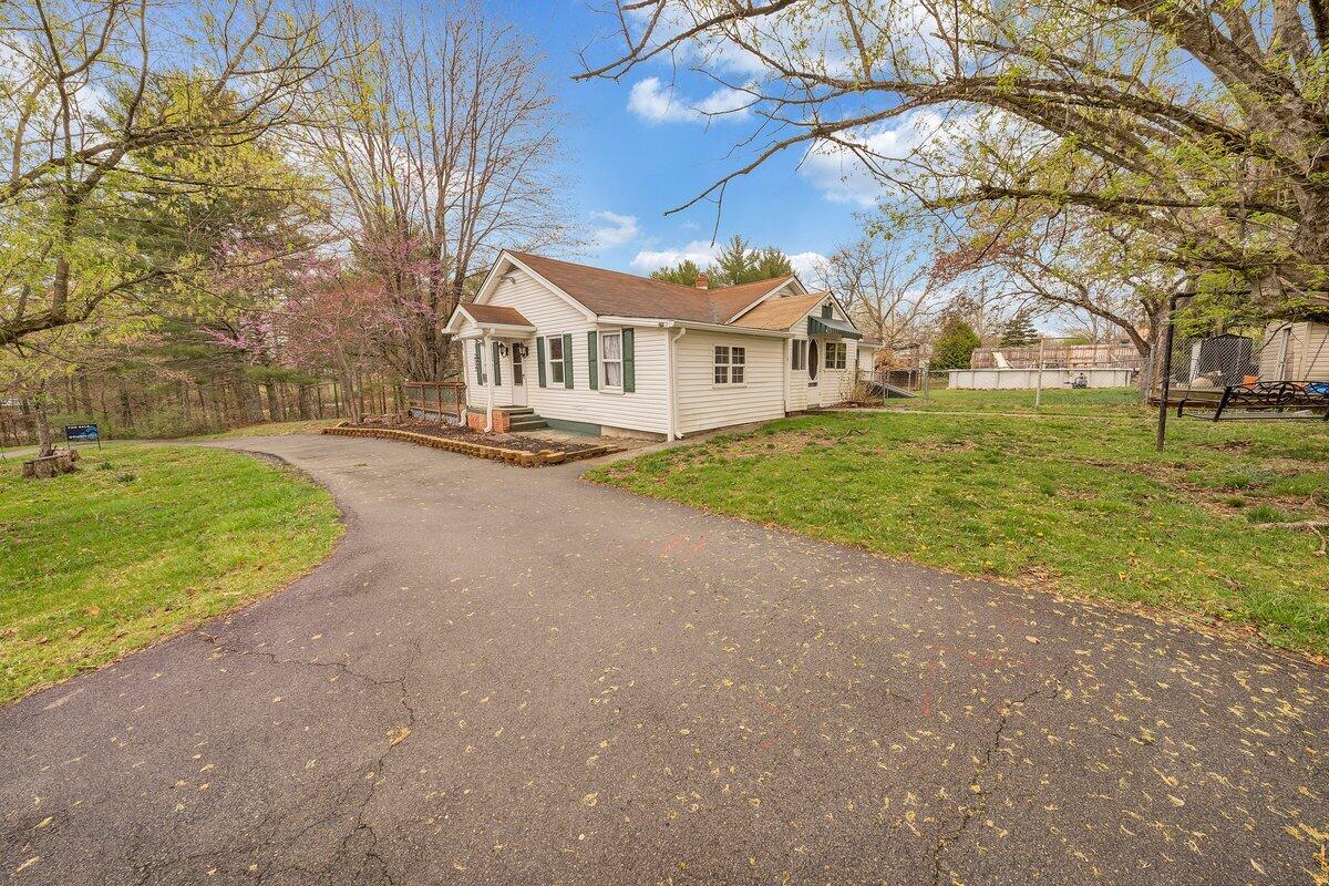 164 Christian Dr, Millboro, Virginia image 35