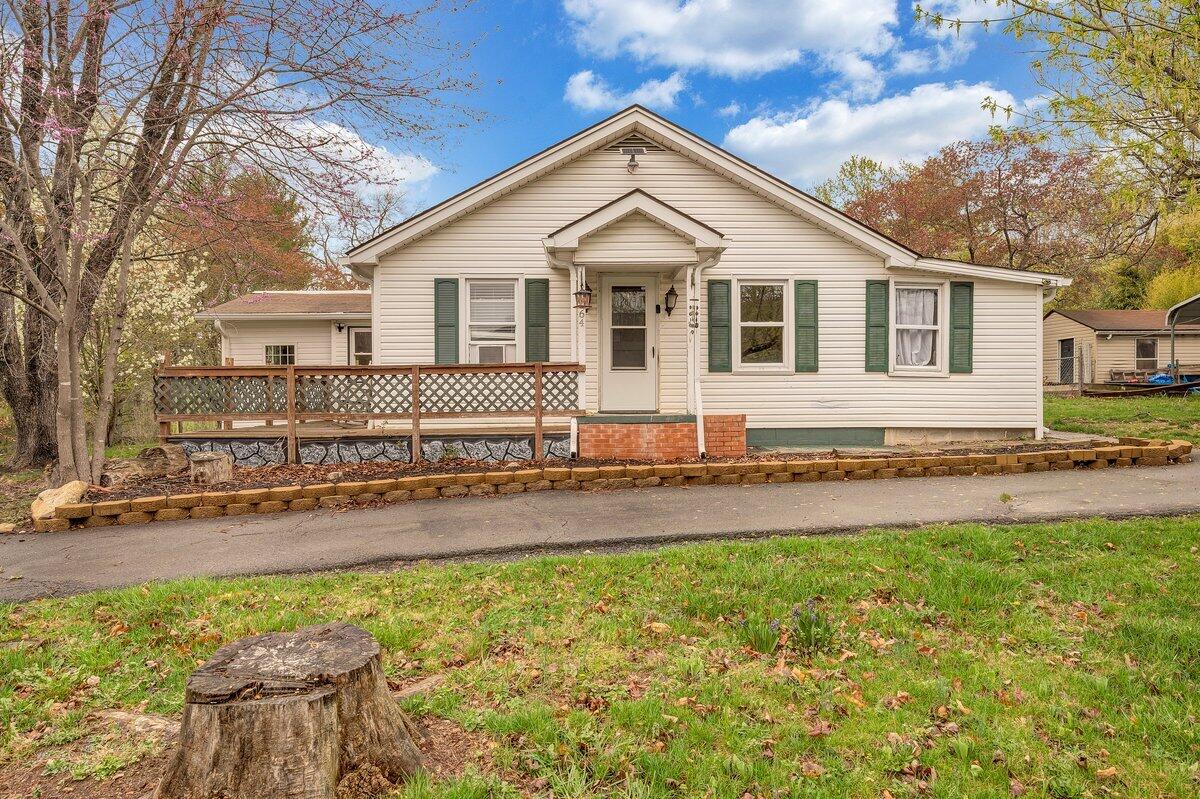 164 Christian Dr, Millboro, Virginia image 1