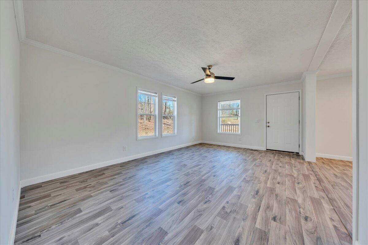 6554 Franklin St, Ferrum, Virginia image 7