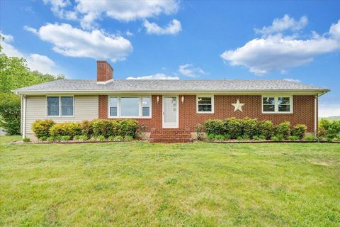 Homes For Sale - 3116 Wheatland Rd<br/> Fincastle, VA 24090