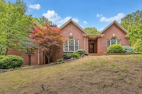 Homes For Sale - 8214 Winterwood Trl<br/> Roanoke, VA 24018