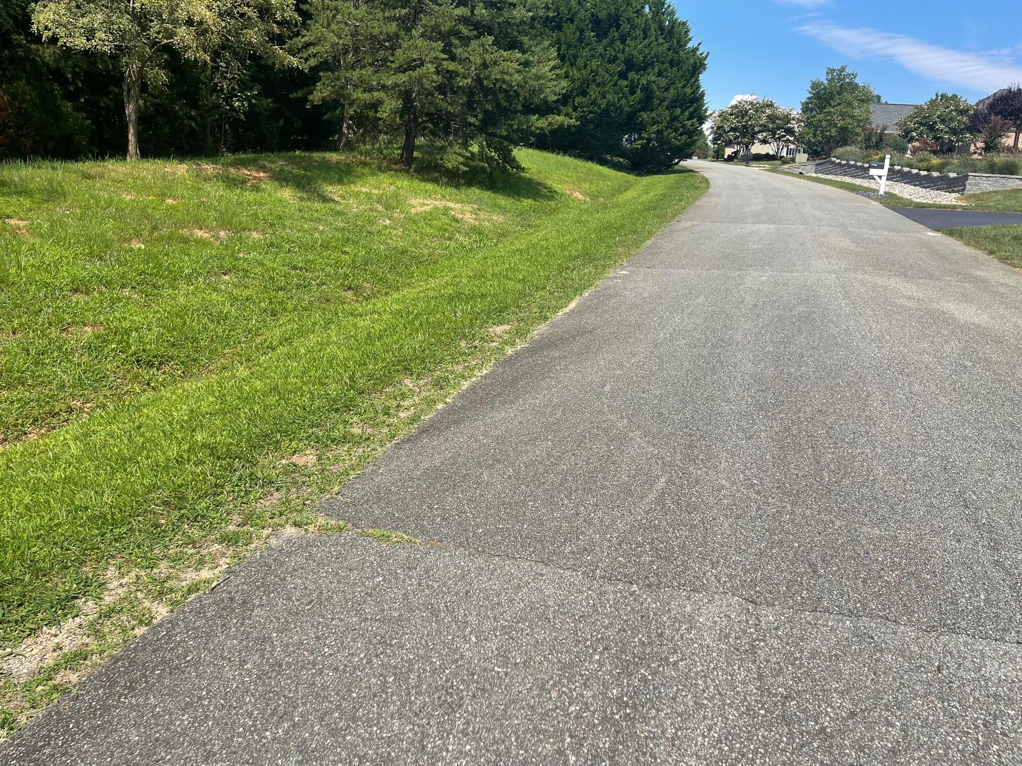 Independence Ln, Wirtz, Ohio image 11
