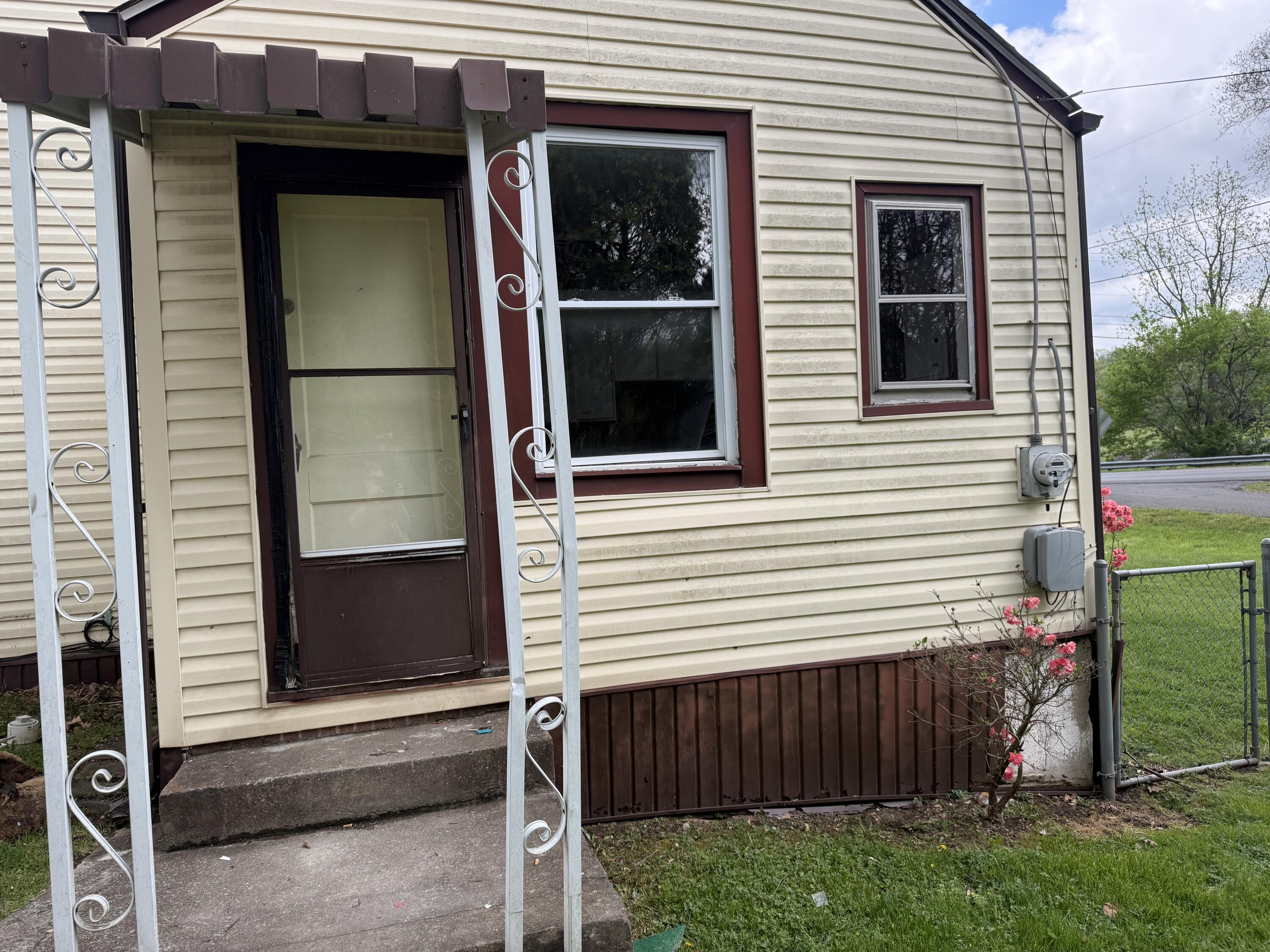 2807 S Carpenter Dr, Covington, Virginia image 6