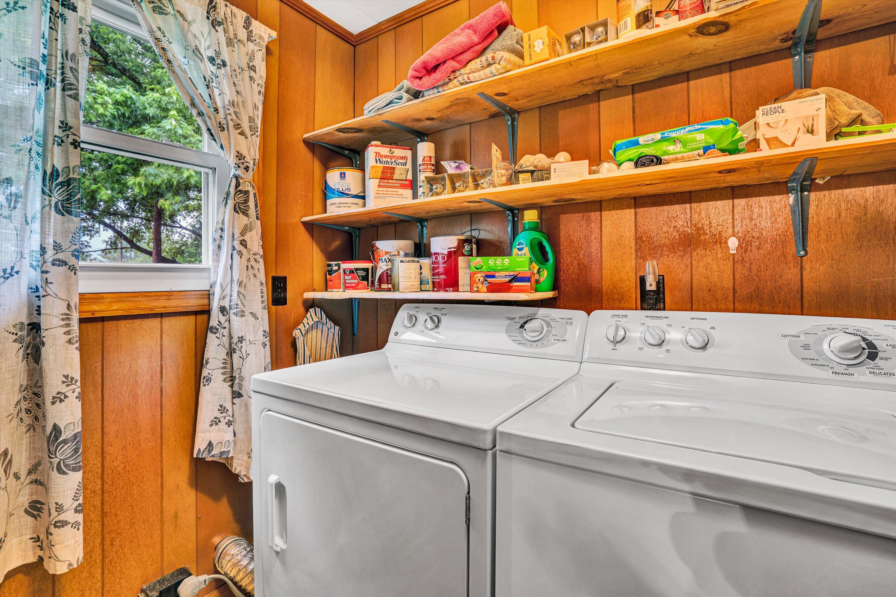 690 Scuffling Hill Rd, Rocky Mount, Ohio image 18