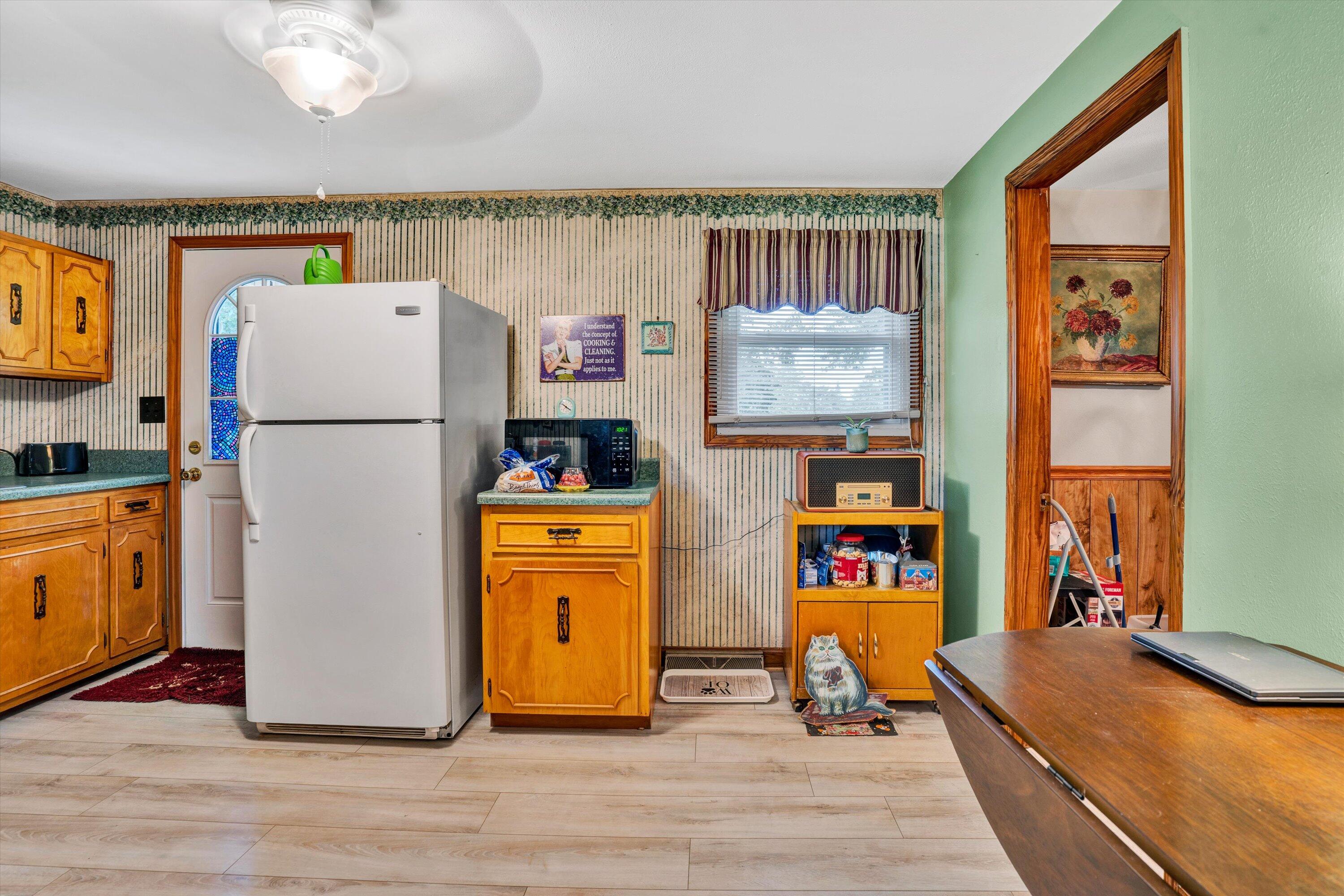 690 Scuffling Hill Rd, Rocky Mount, Ohio image 8