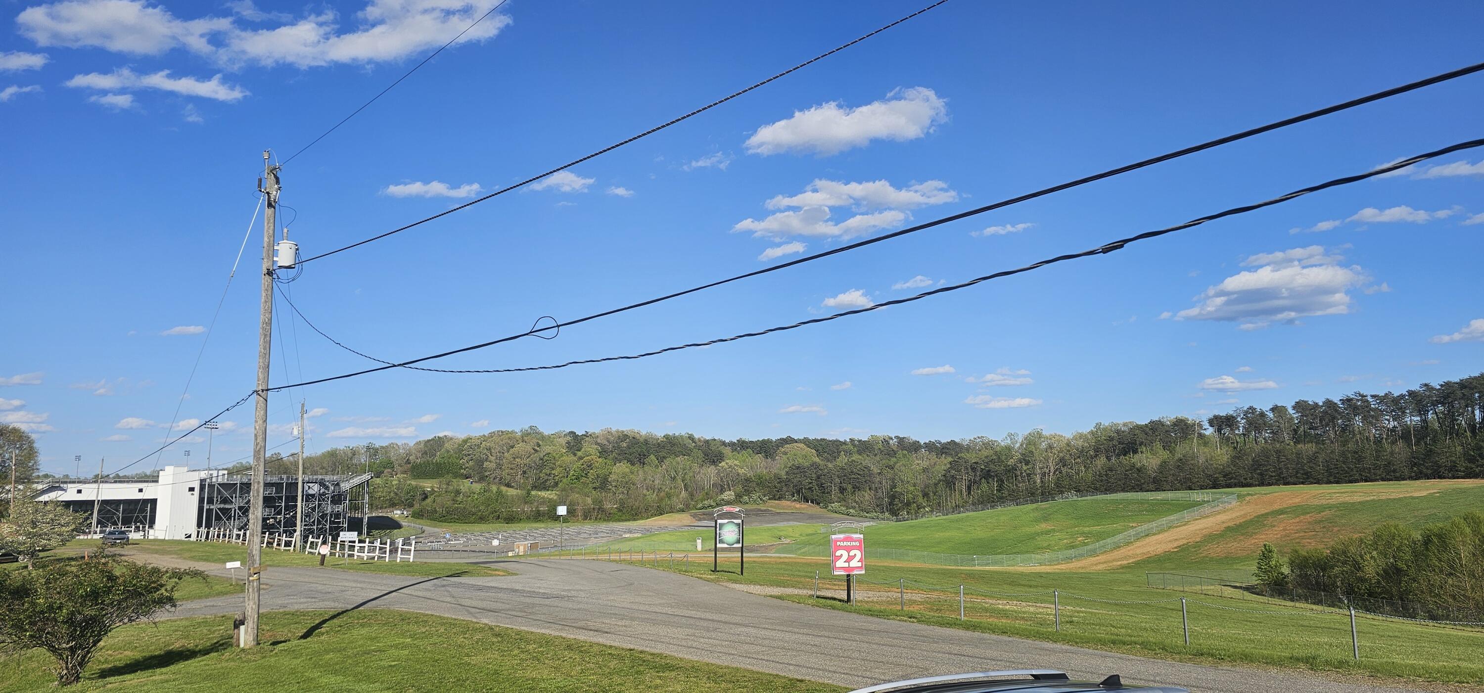 341 George Martin Dr, Martinsville, Virginia image 2