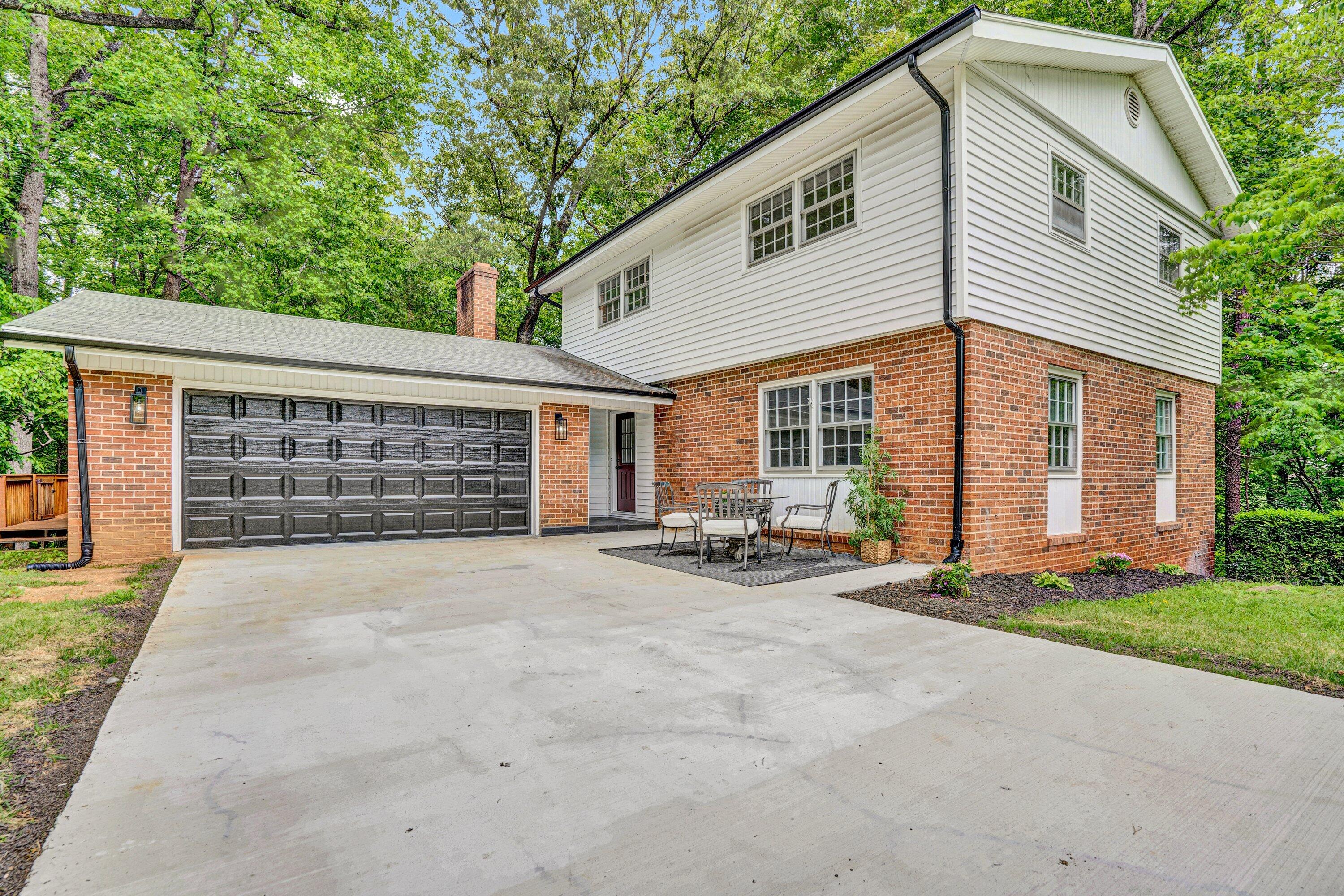 907 Hunting Ridge Rd Rd, Martinsville, Virginia image 3