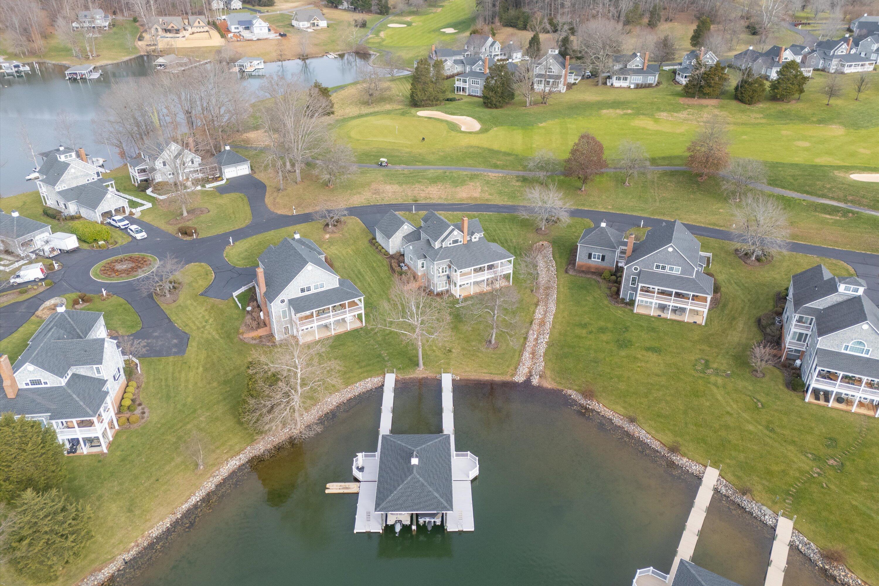 Penhook, Virginia 24137, United States, 4 Bedrooms Bedrooms, ,4 BathroomsBathrooms,Residential,Pending,25014