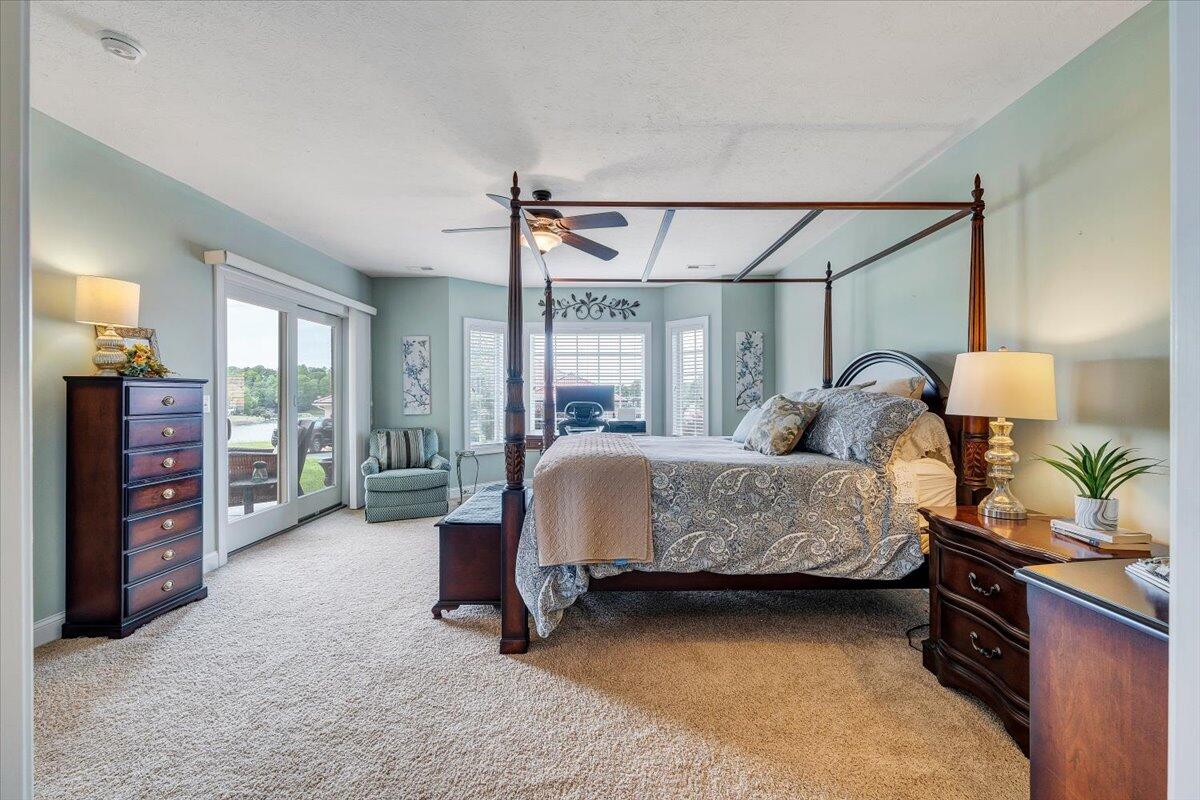 1067 Margarita Ct, Moneta, Virginia image 19