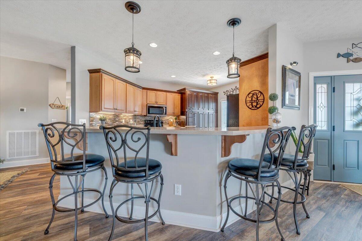 1067 Margarita Ct, Moneta, Virginia image 11