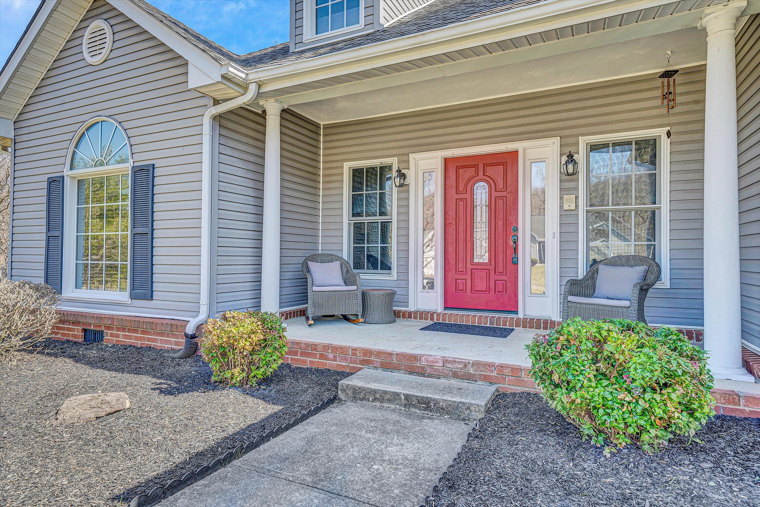 5618 Spring Meadow Dr, Roanoke, Virginia image 2