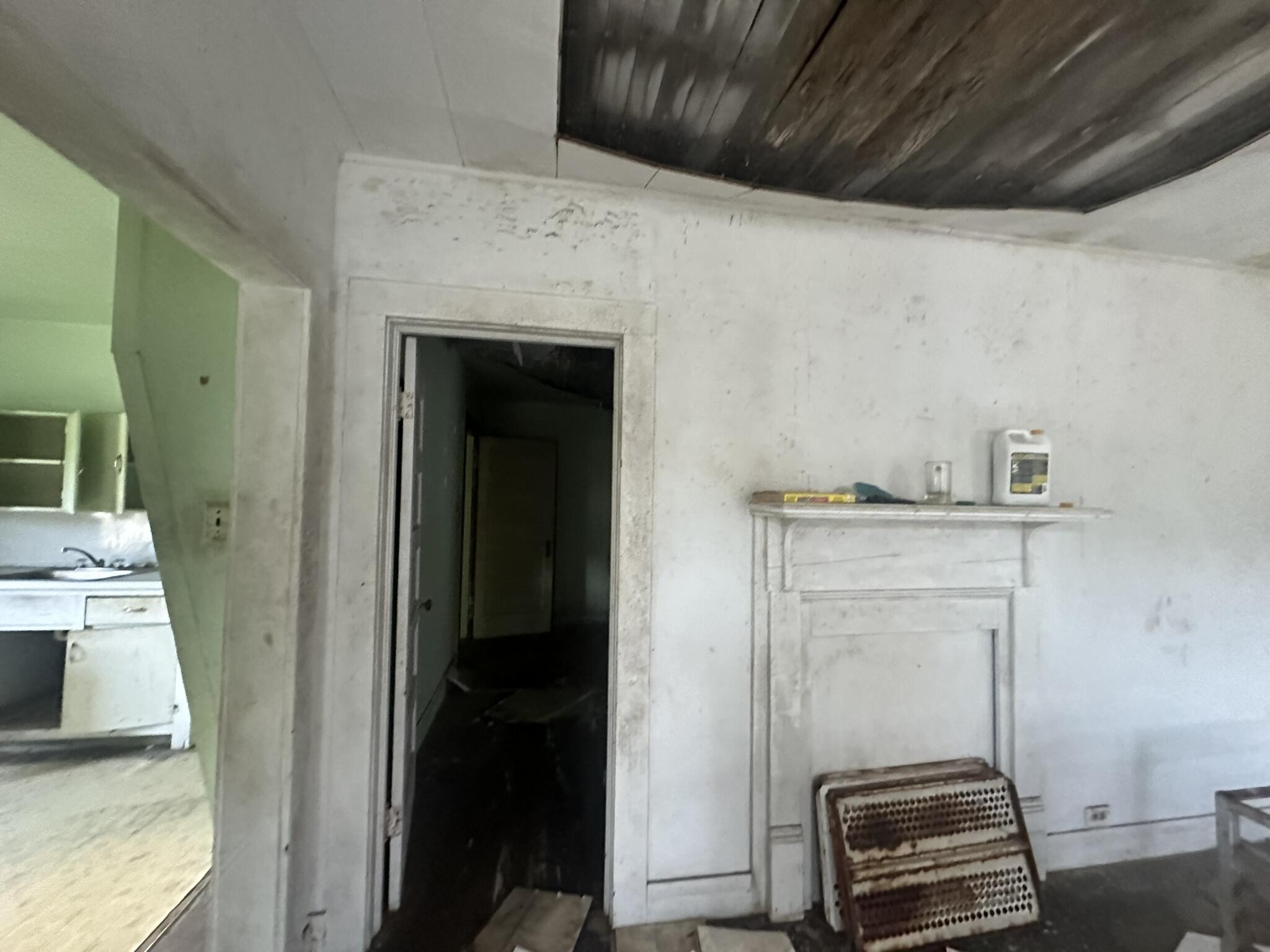 11 Henry St, Martinsville, Virginia image 2