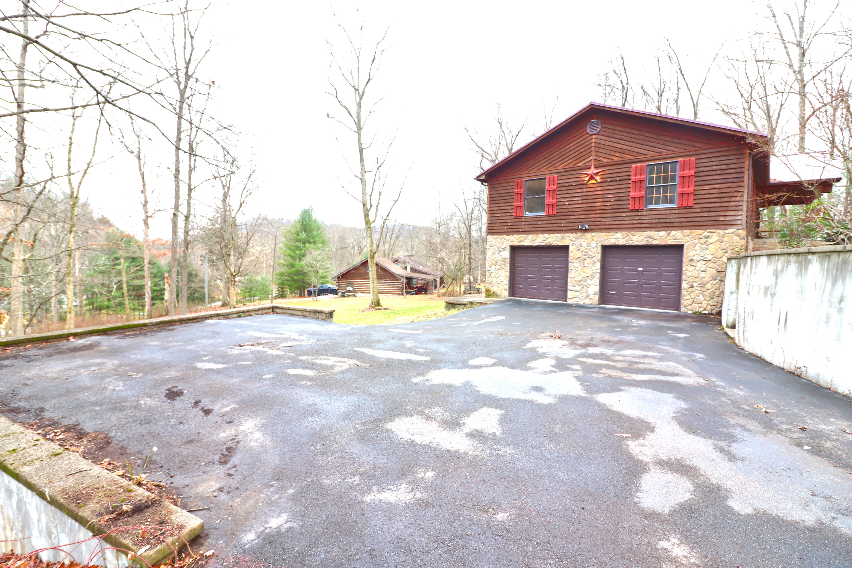 97 Laurel Dr, Covington, Virginia image 2