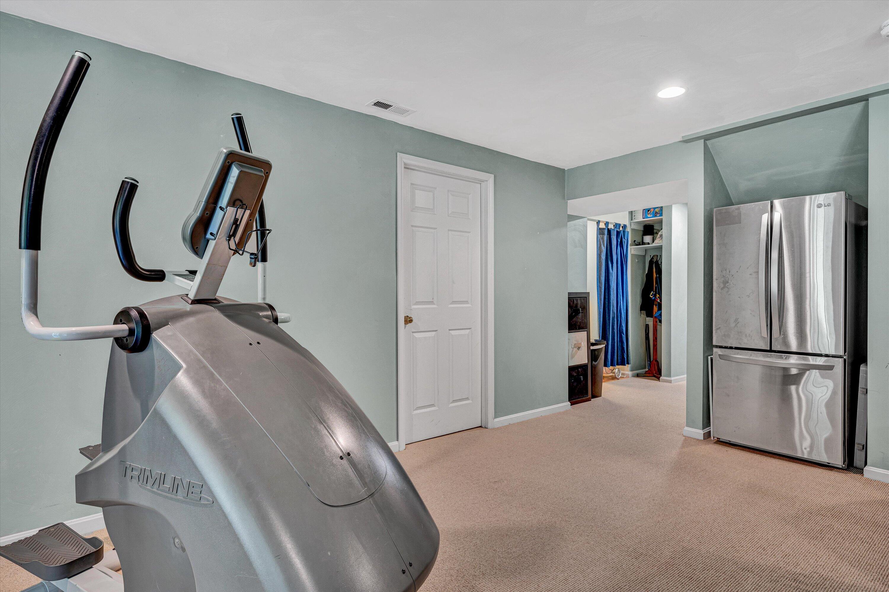 4848 Hickory Ridge Ct, Roanoke, Virginia image 33