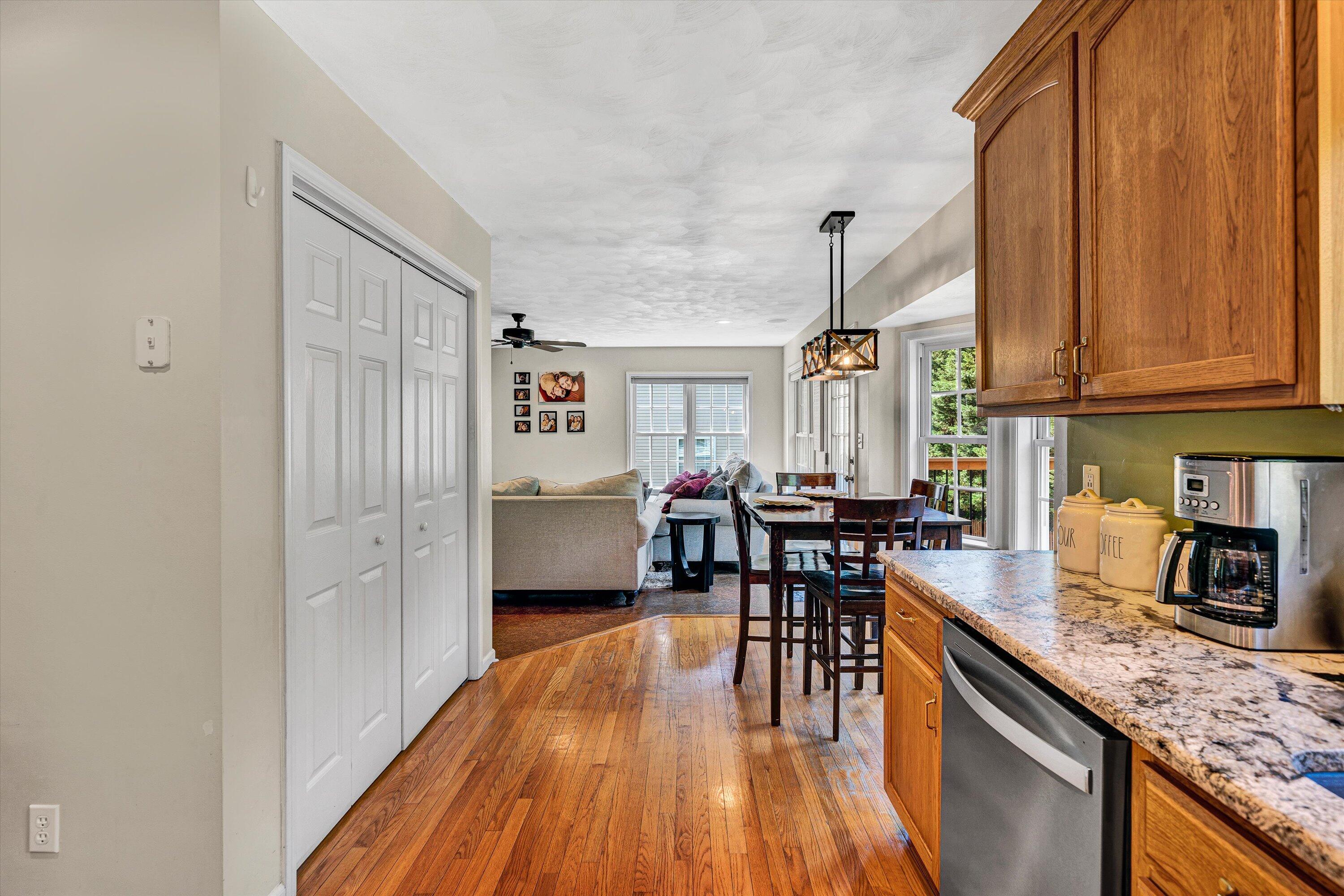 4848 Hickory Ridge Ct, Roanoke, Virginia image 13