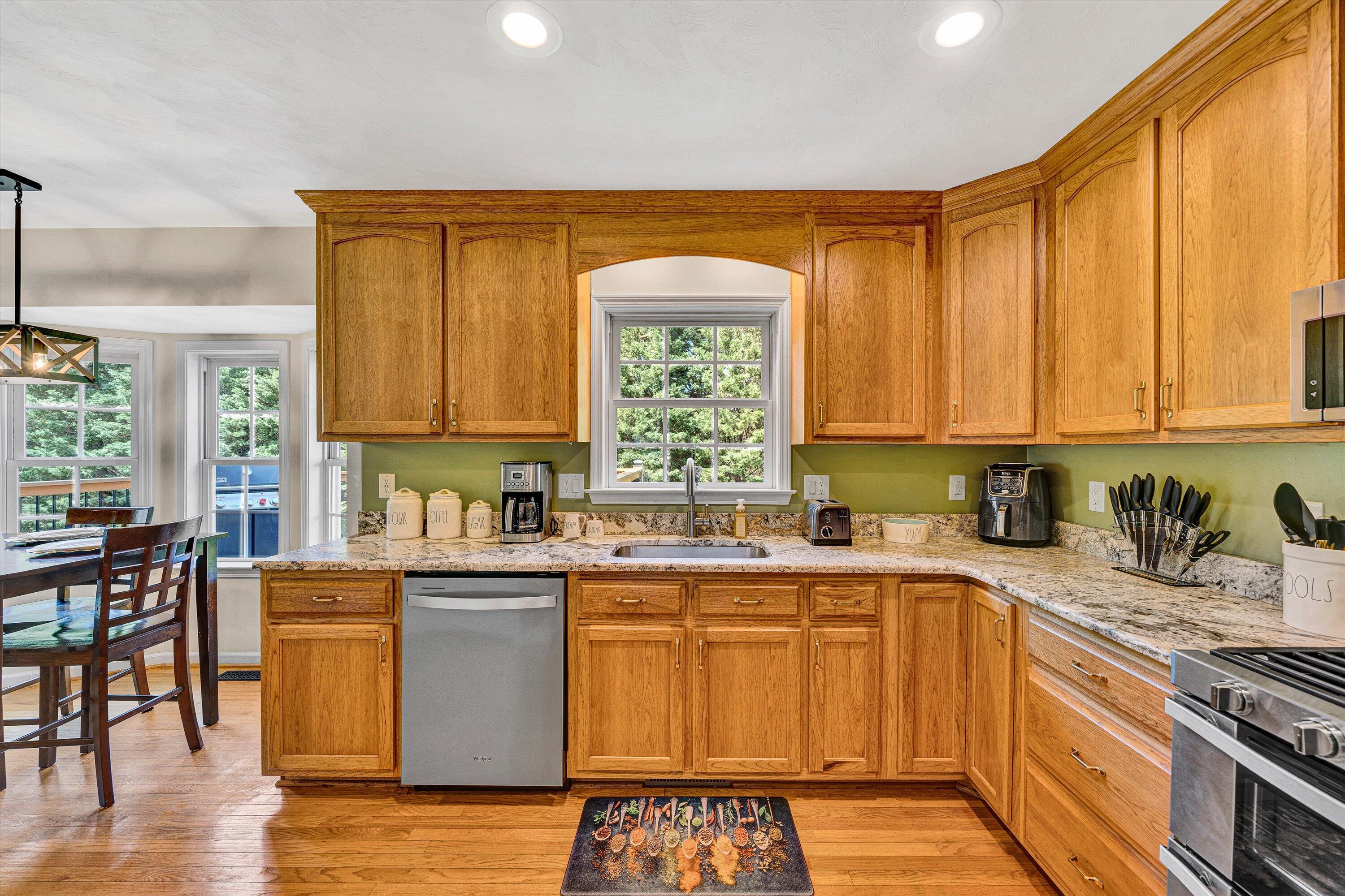 4848 Hickory Ridge Ct, Roanoke, Virginia image 12