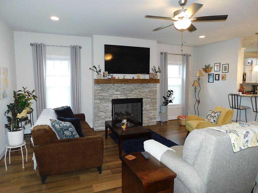 Salem, Virginia 24153, United States, 3 Bedrooms Bedrooms, ,2 BathroomsBathrooms,Residential,Active,194560